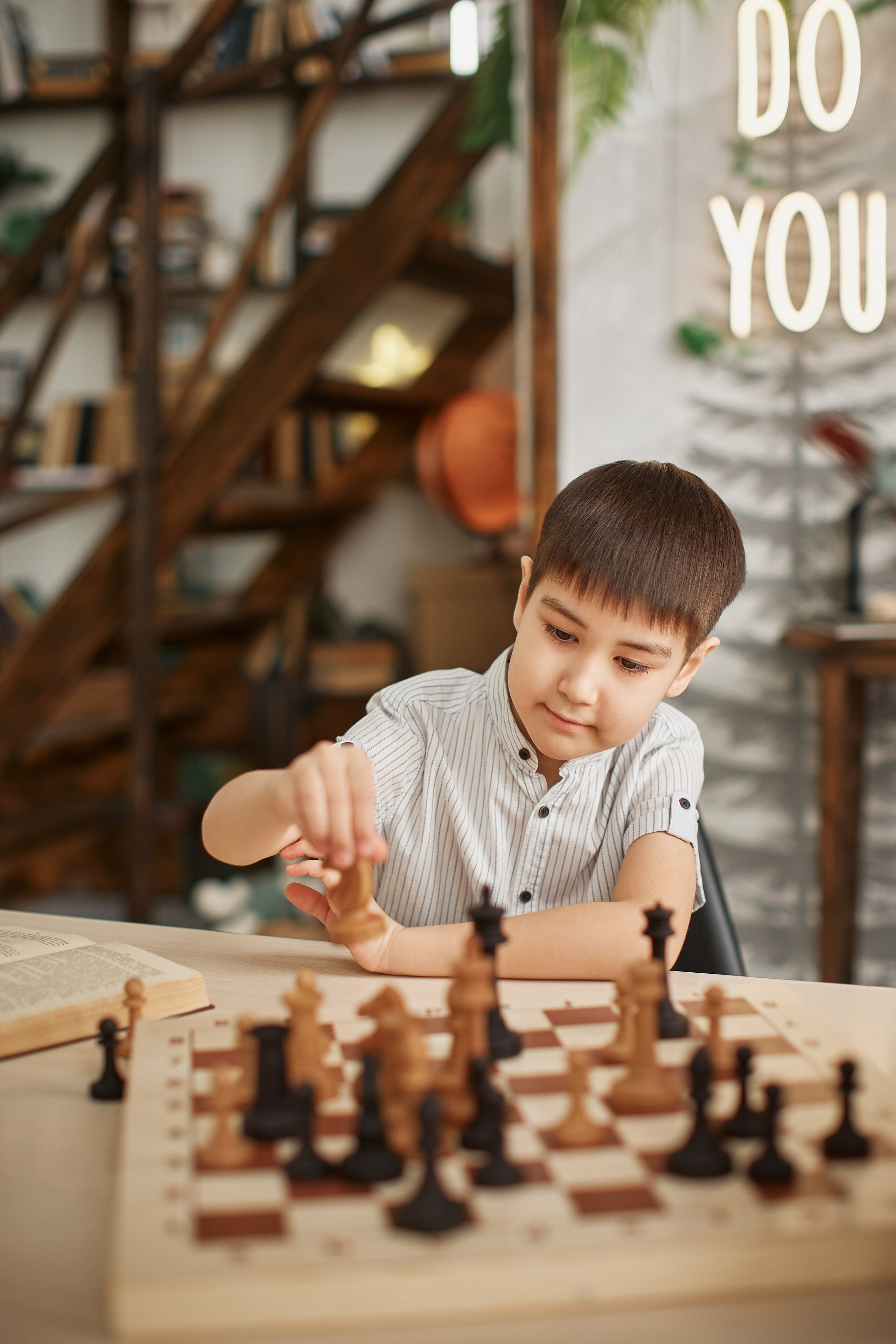 Портреты. Выпускные альбомы в городе Курган для всех