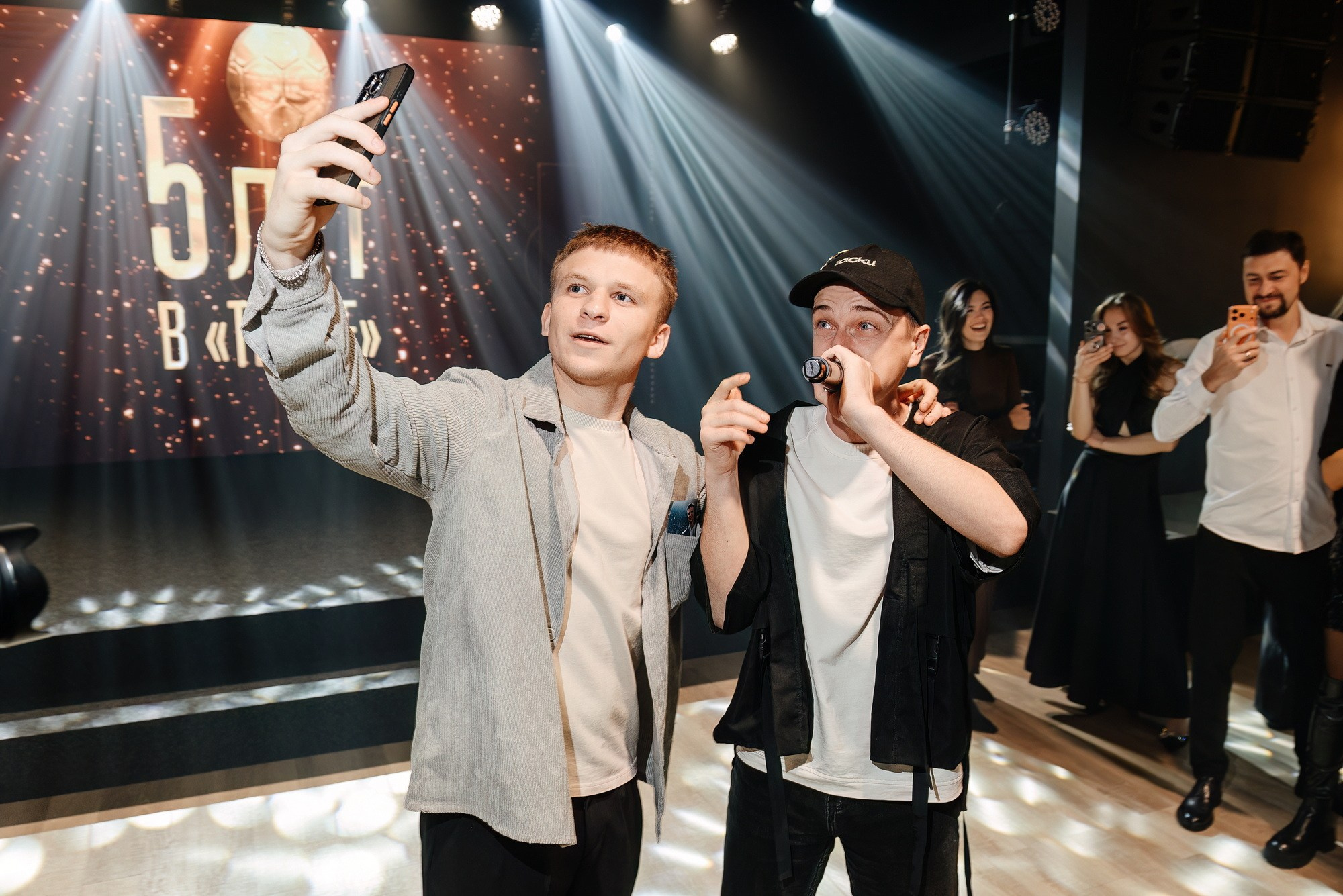 Закрытие футбольного сезона 2025 ФК «ТЕМП». Свадебный и репортажный фотограф Никита Сницарев в Барнауле