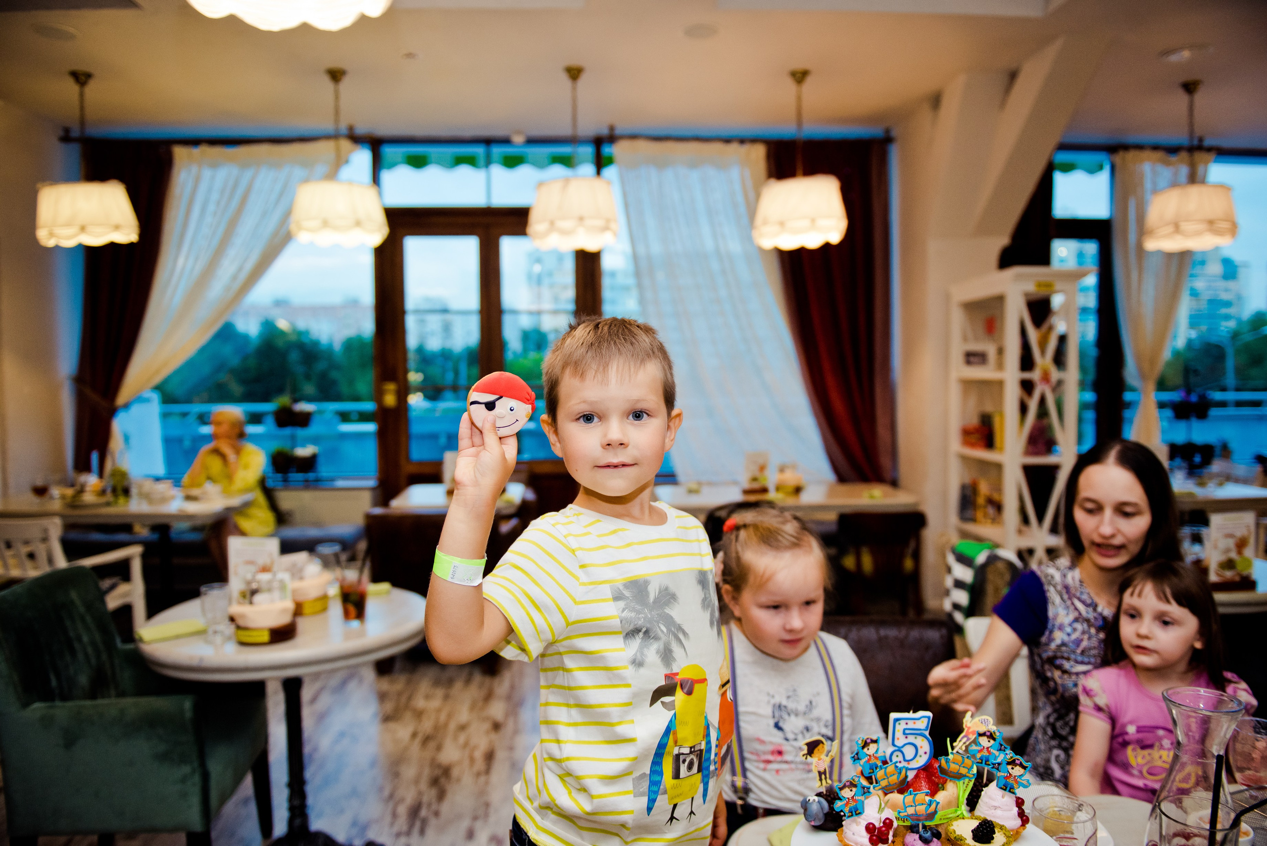 День Рождения Степана. Выпускные альбомы в Зеленограде и Москве