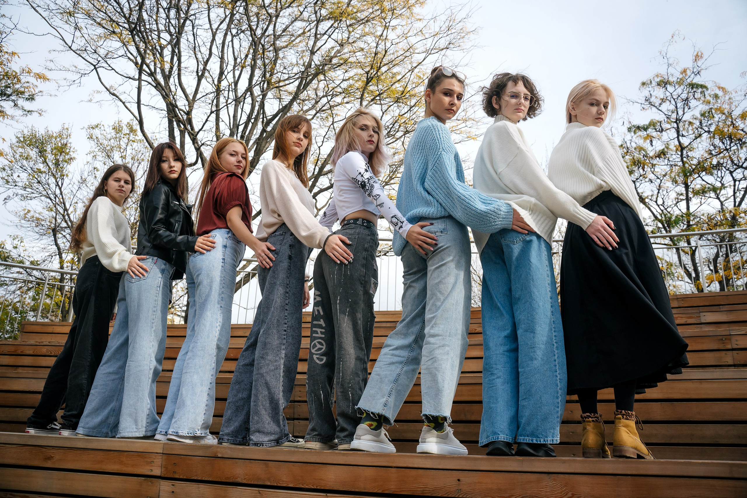 Фотографии с одноклассниками. Выпускные альбомы, школьные фотосессии в городе Новороссийске