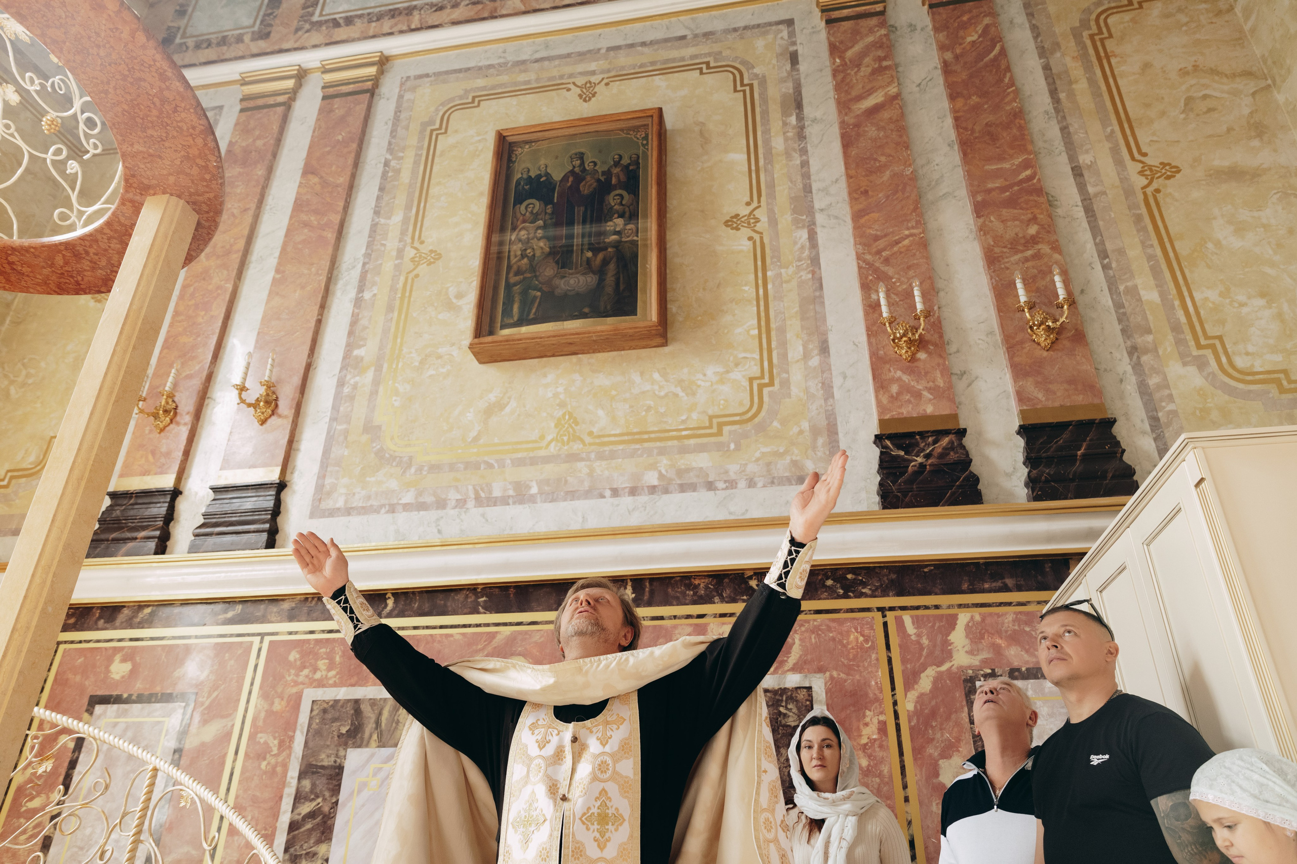 Собор Рождества Пресвятой Богородицы. Семейный и портретный фотограф в Москве, Орехово-Зуево, Балашихе, Ногинске, Раменском