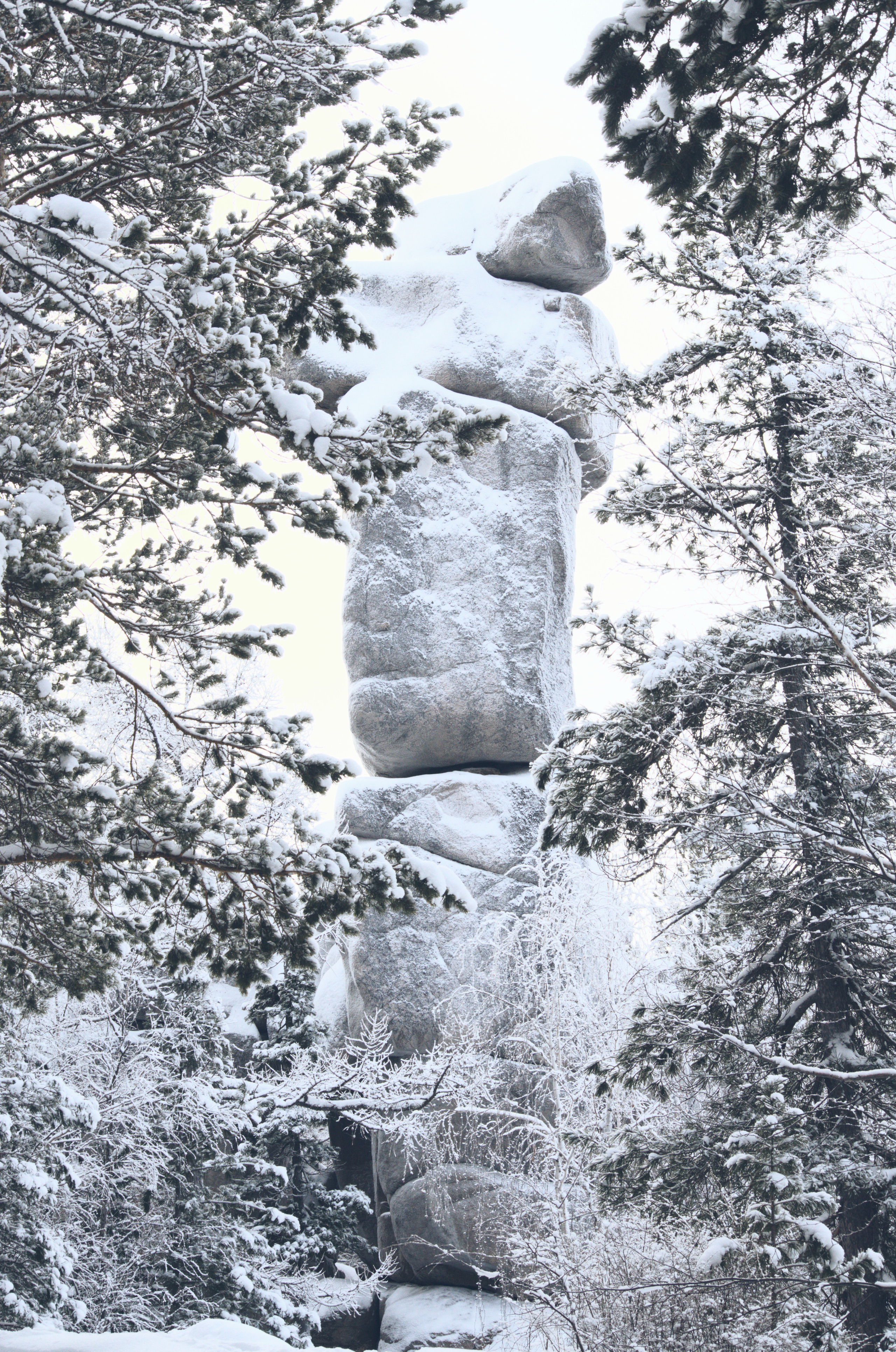 Олхинское плато. Скальник Идол
