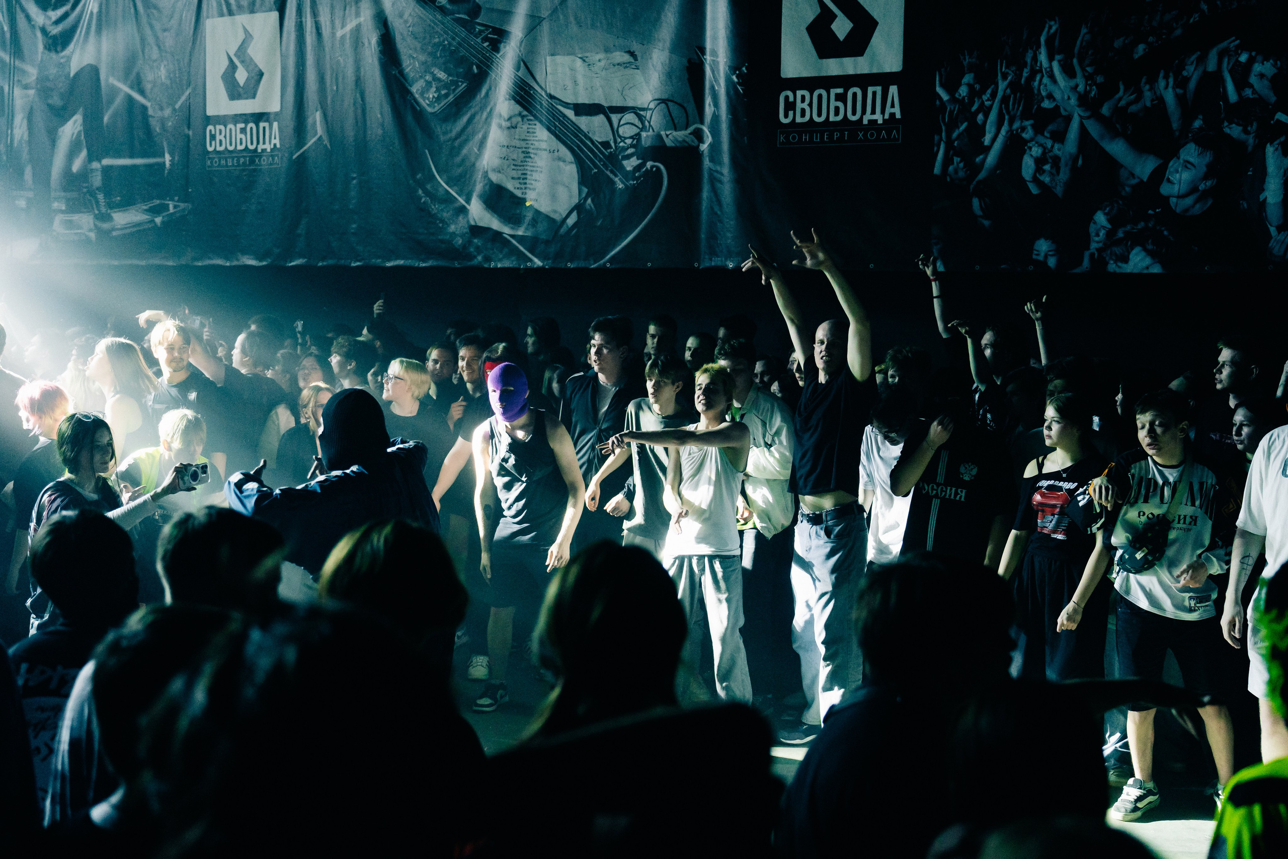 Booker. Концертный фотограф в Перми, Москве и Екатеринбурге Максим Шибаков