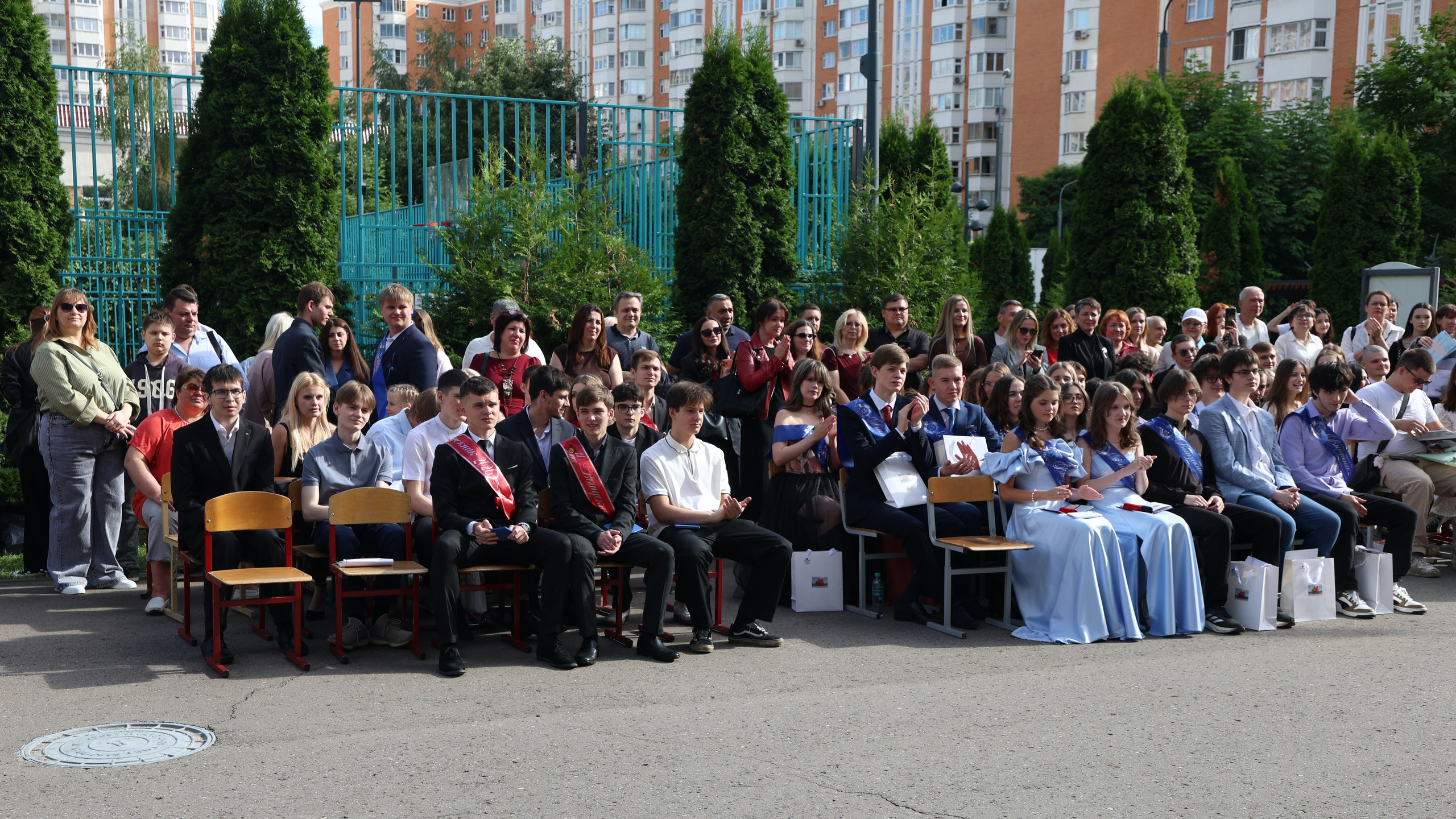 26/06/26. Школьные выпускные альбомы в Москве Марина Николаева