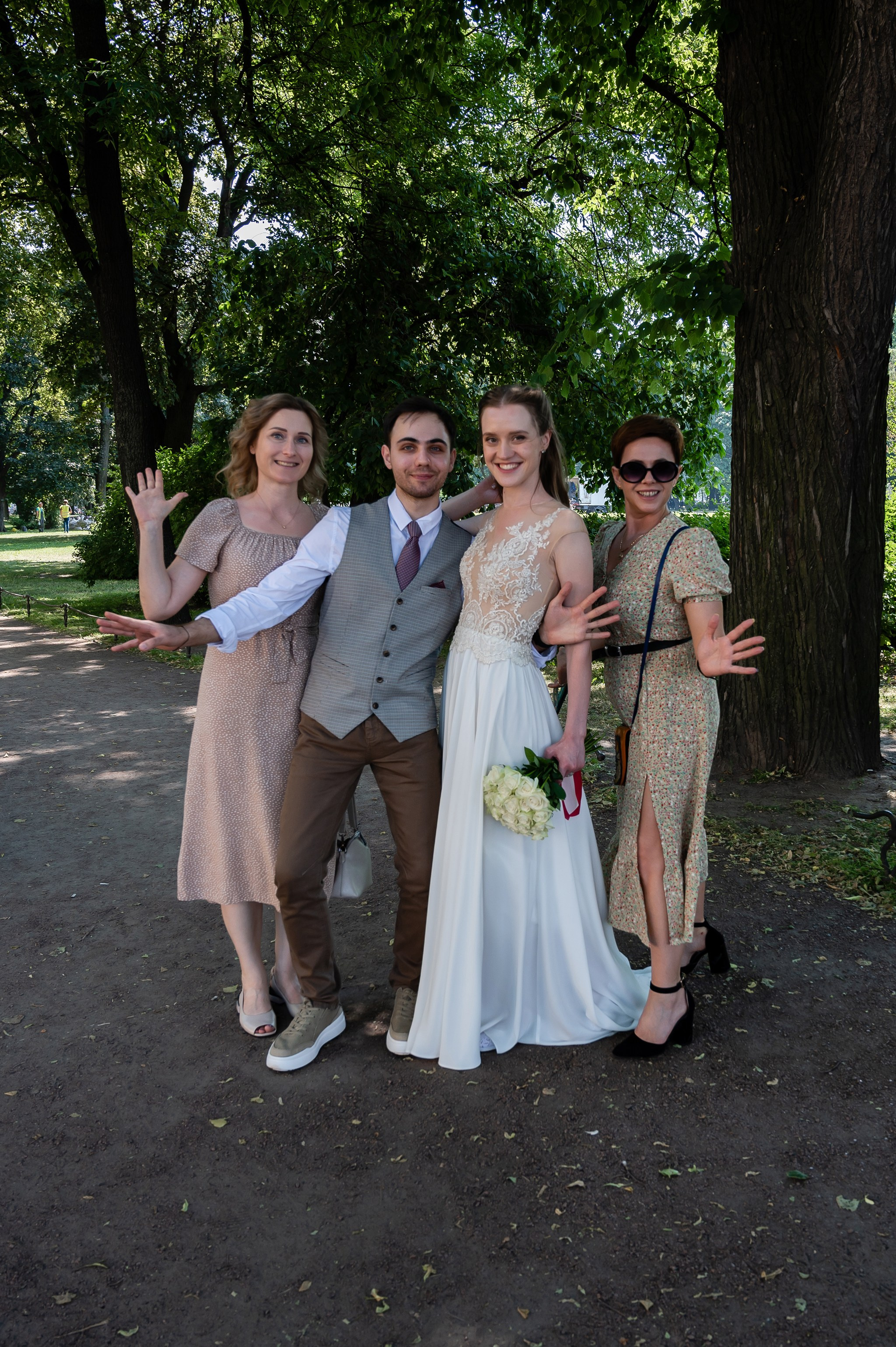 Зеркальный дворик. Свадебный и семейный фотограф из Санкт-Петербурга Климов Анатолий