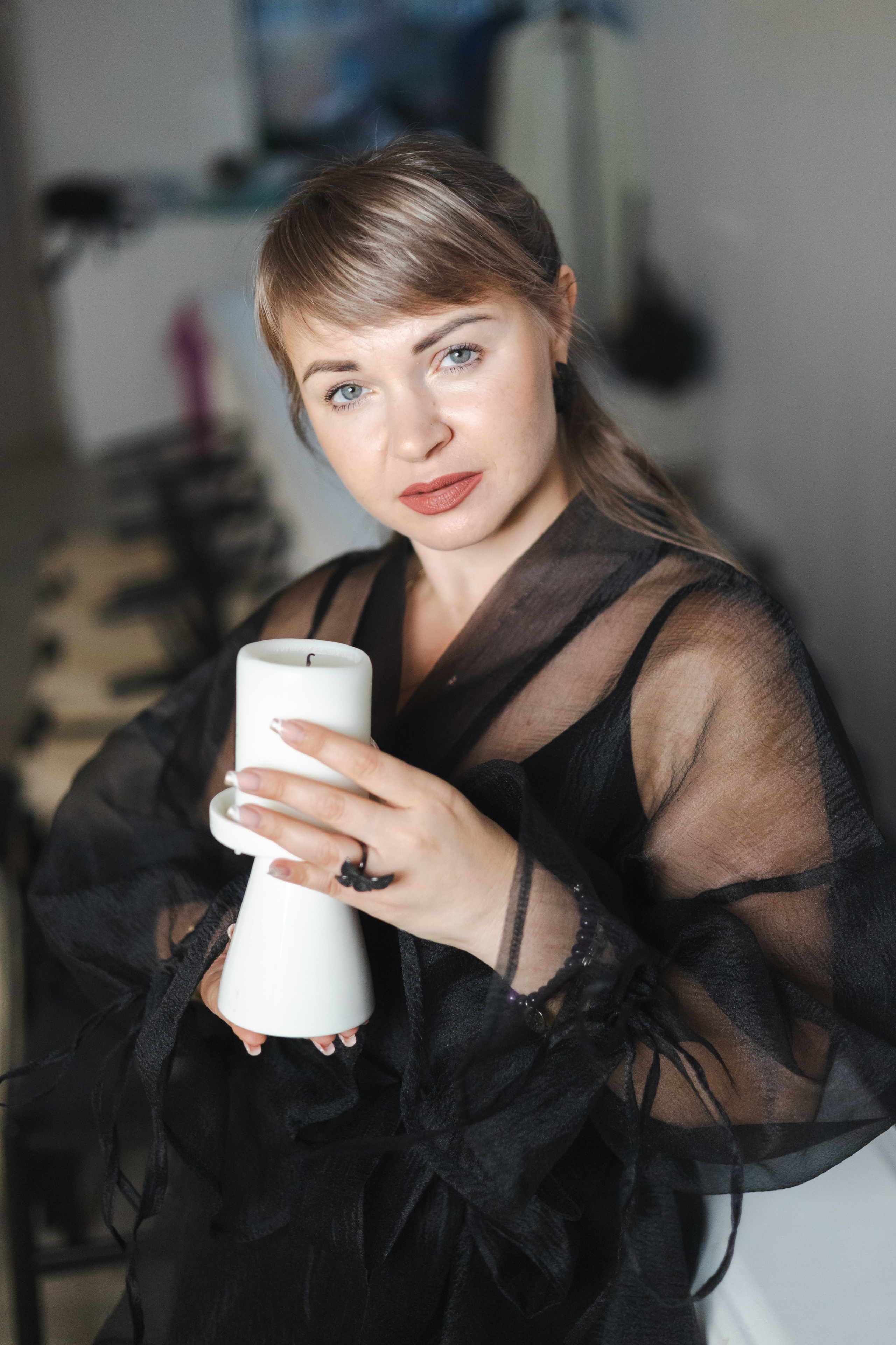 ЖЕНСКИЕ ПОРТРЕТЫ СТУДИЯ 2025. Фотограф Красноярск съемки лавстори, фотосессия в студии, портретная съемка, творческие фотосессии