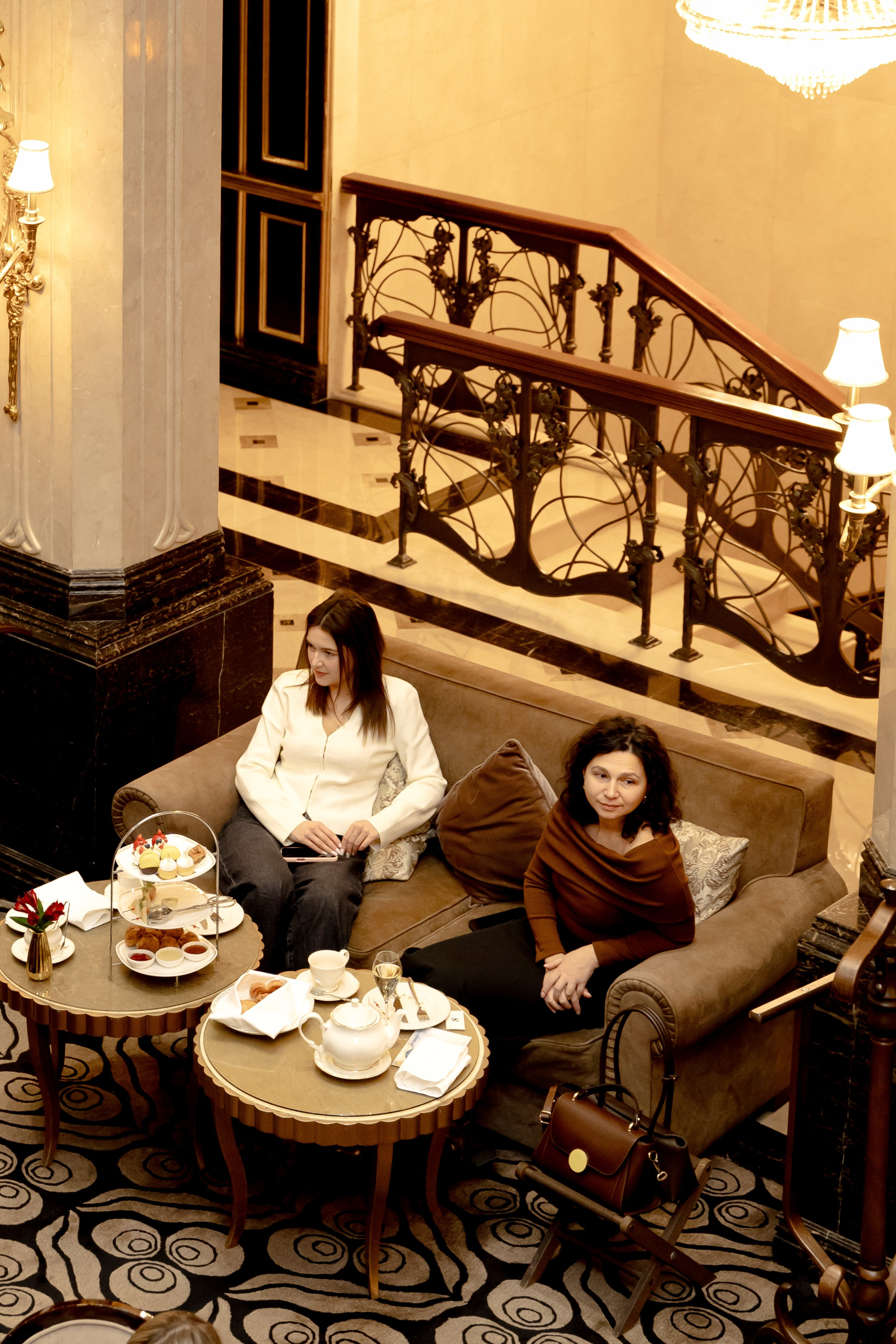 Чайная церемония в отеле «ST REGIS MOSCOW». Свадебный/Портретный фотограф снимаю в Москве