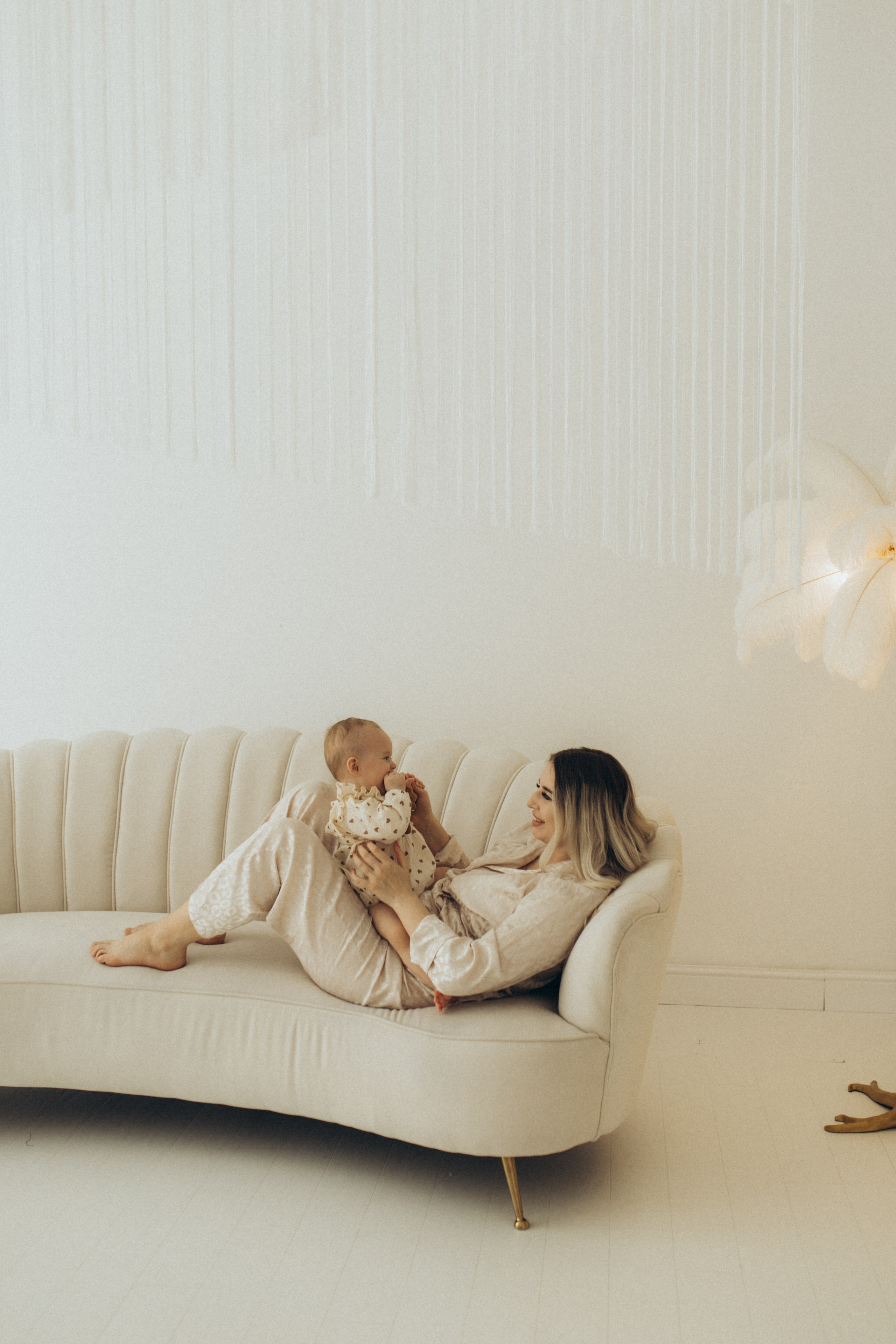 Мама Настя и милашка Ксю. Свадебный и семейный фотограф в Белгороде Евгения Курочкина