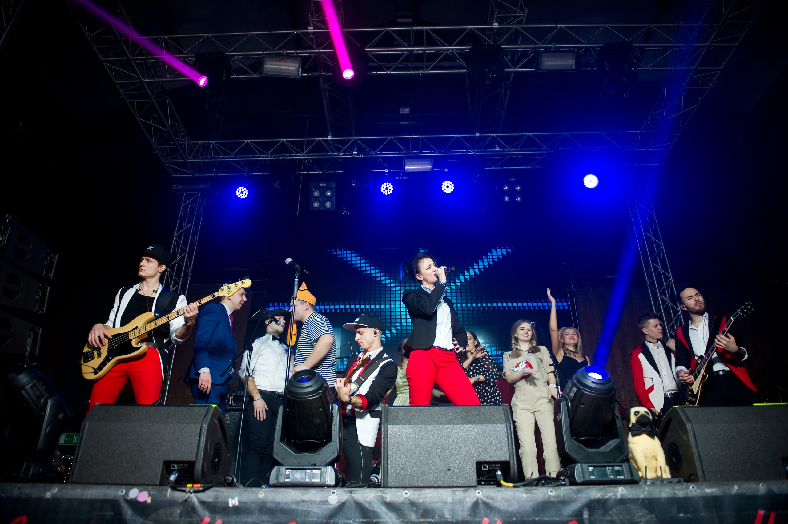 Новогодний корпоратив Summit. Репортажный фотограф и видеограф Слава Думчев. Тимбилдинги, отчетники, корпоративы
