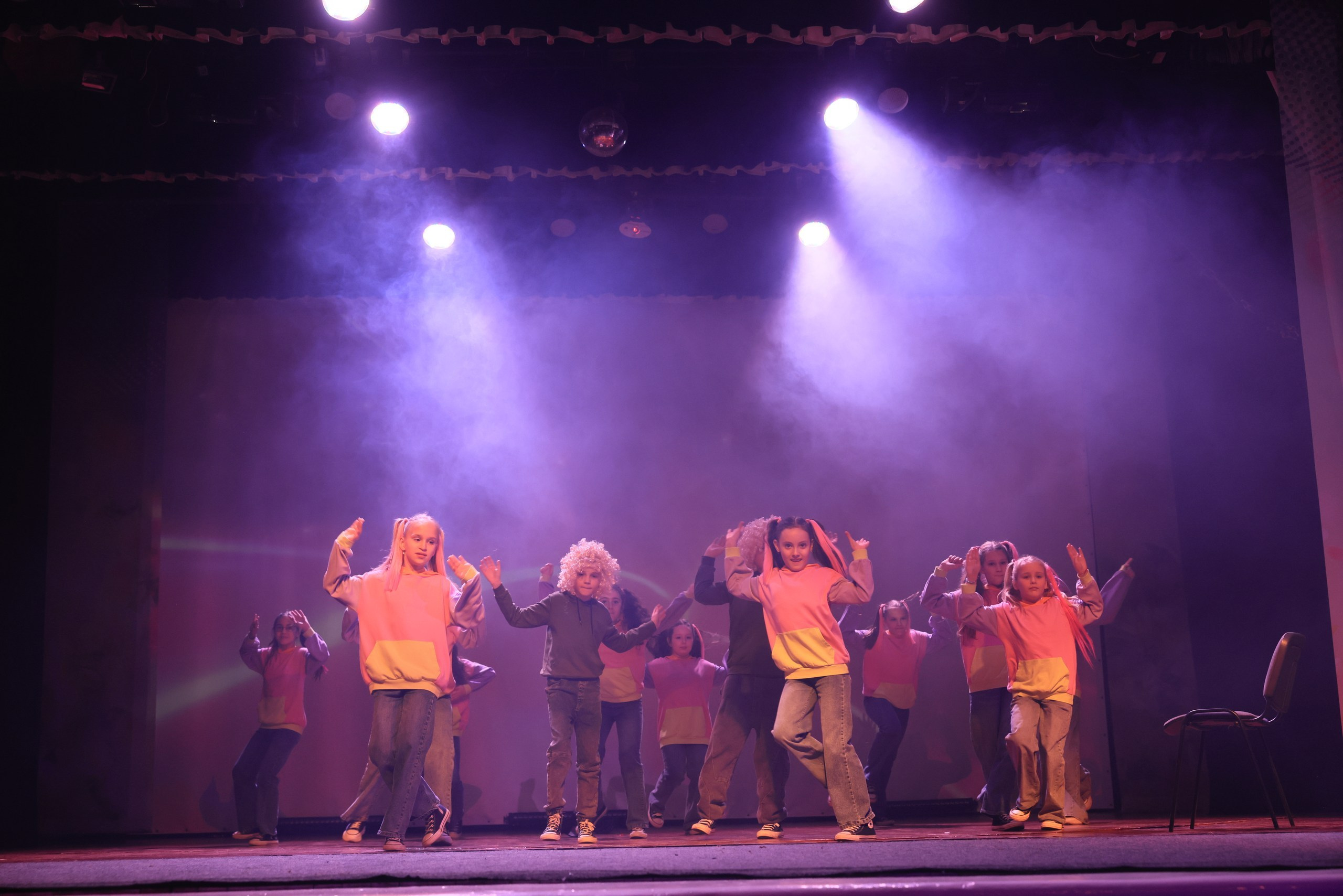 Концерт к 8 Марта в ДК «Металлург» г. Тула. Фотограф в Туле Крупский АнДРей. Фотостудия «КАДР71» в Туле