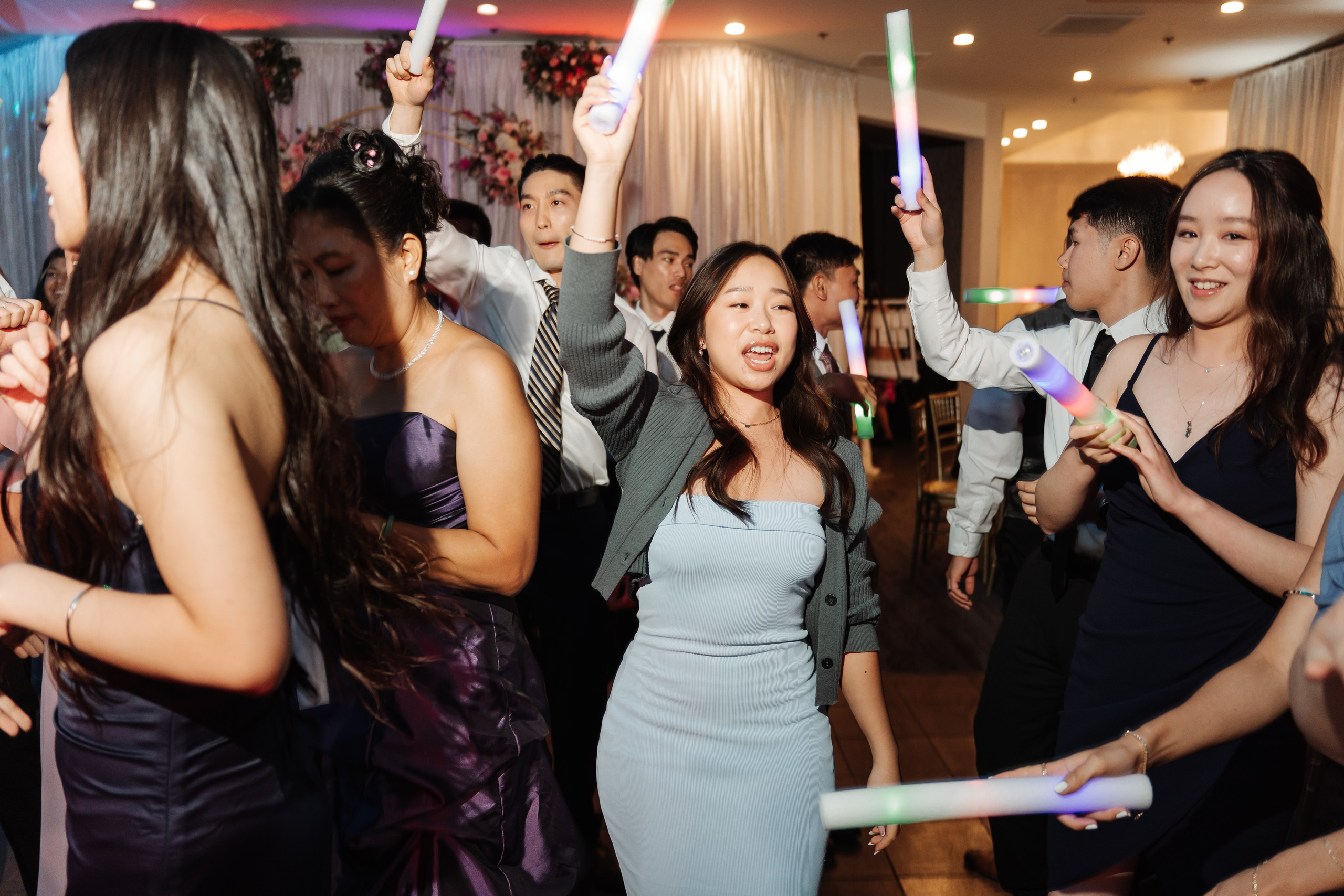 2025-08-16_AndreaChristopher. Ретушер Зенькевич Света