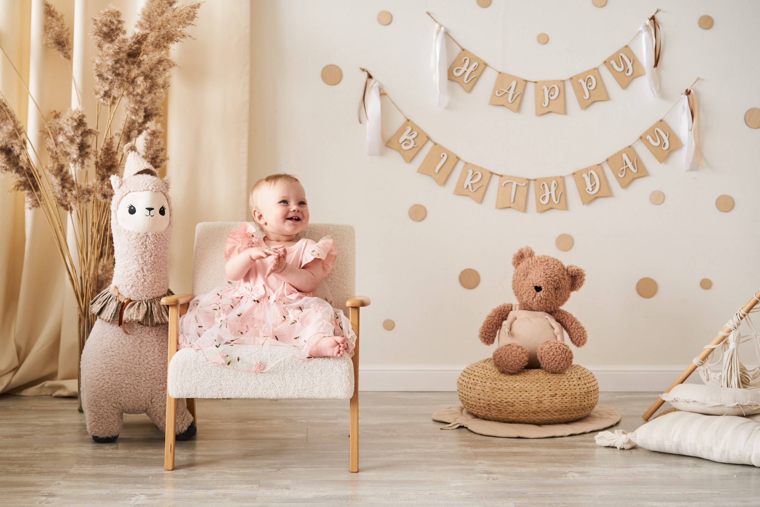 Семейная фотосессия в студии. Фотограф Екатеринбург Кокшарова Александра