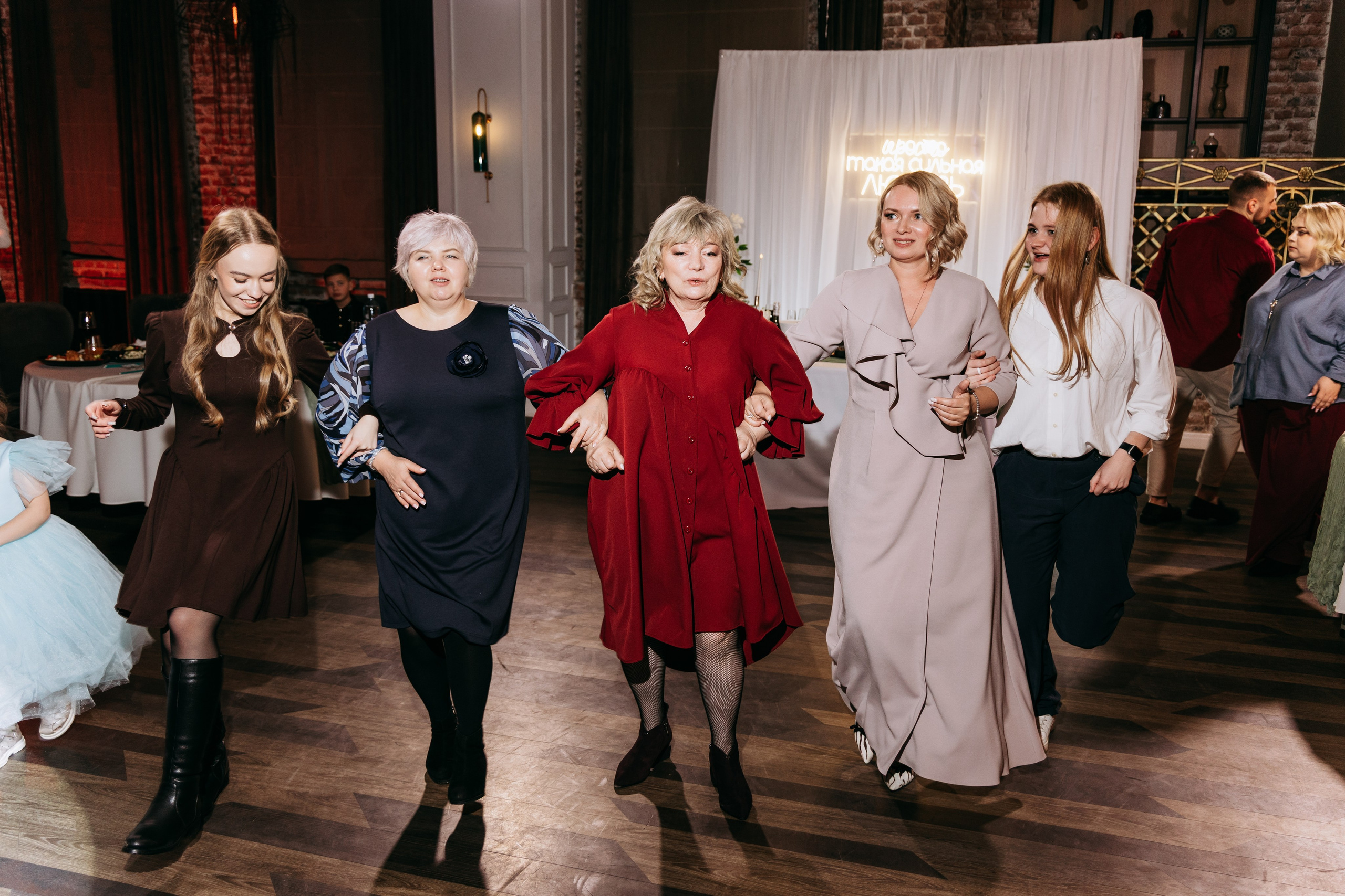 Максим и Дарья. Фотограф в Омске Валерия Крячко