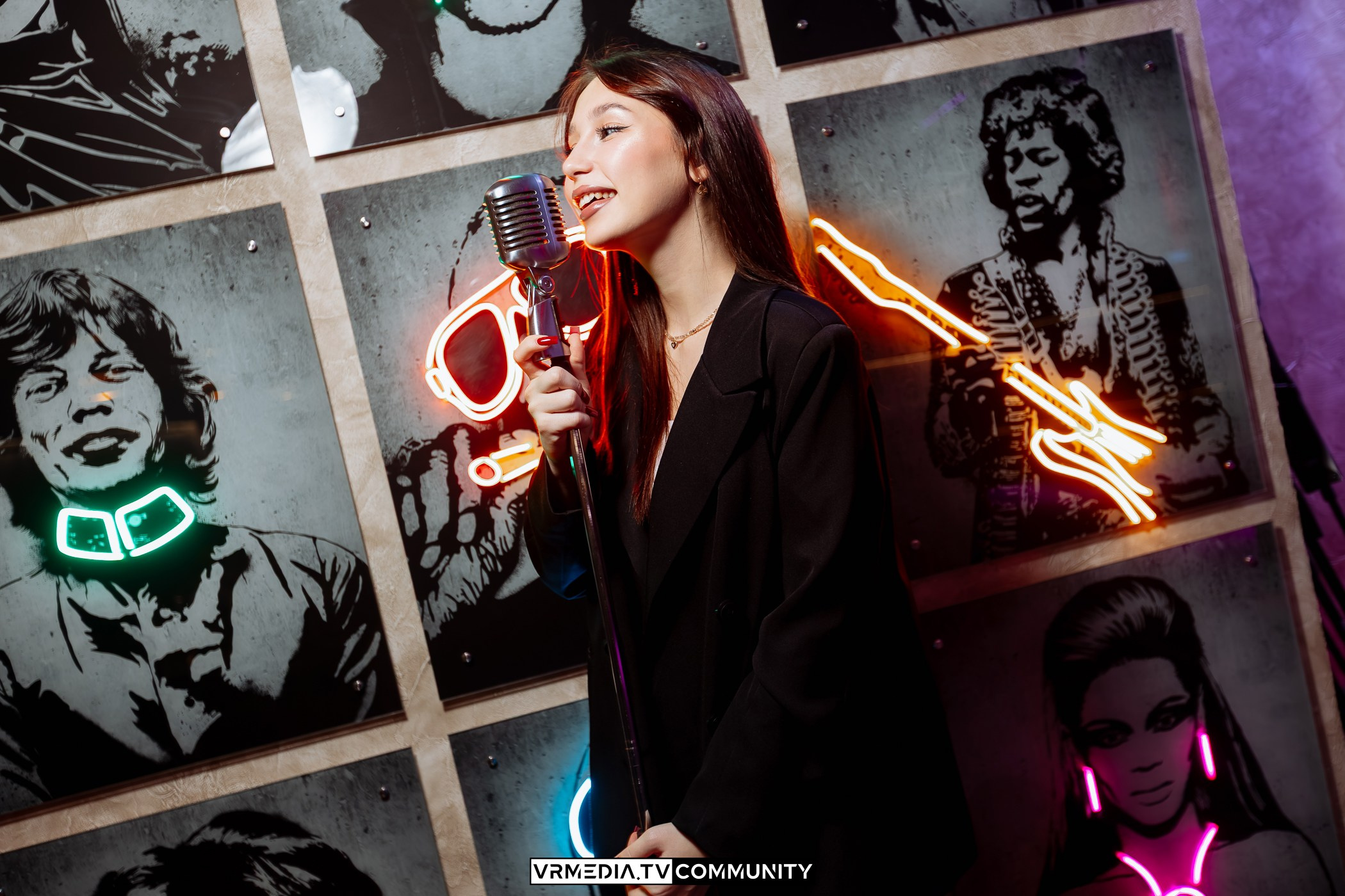 Выходные в караоке-баре «Империя»