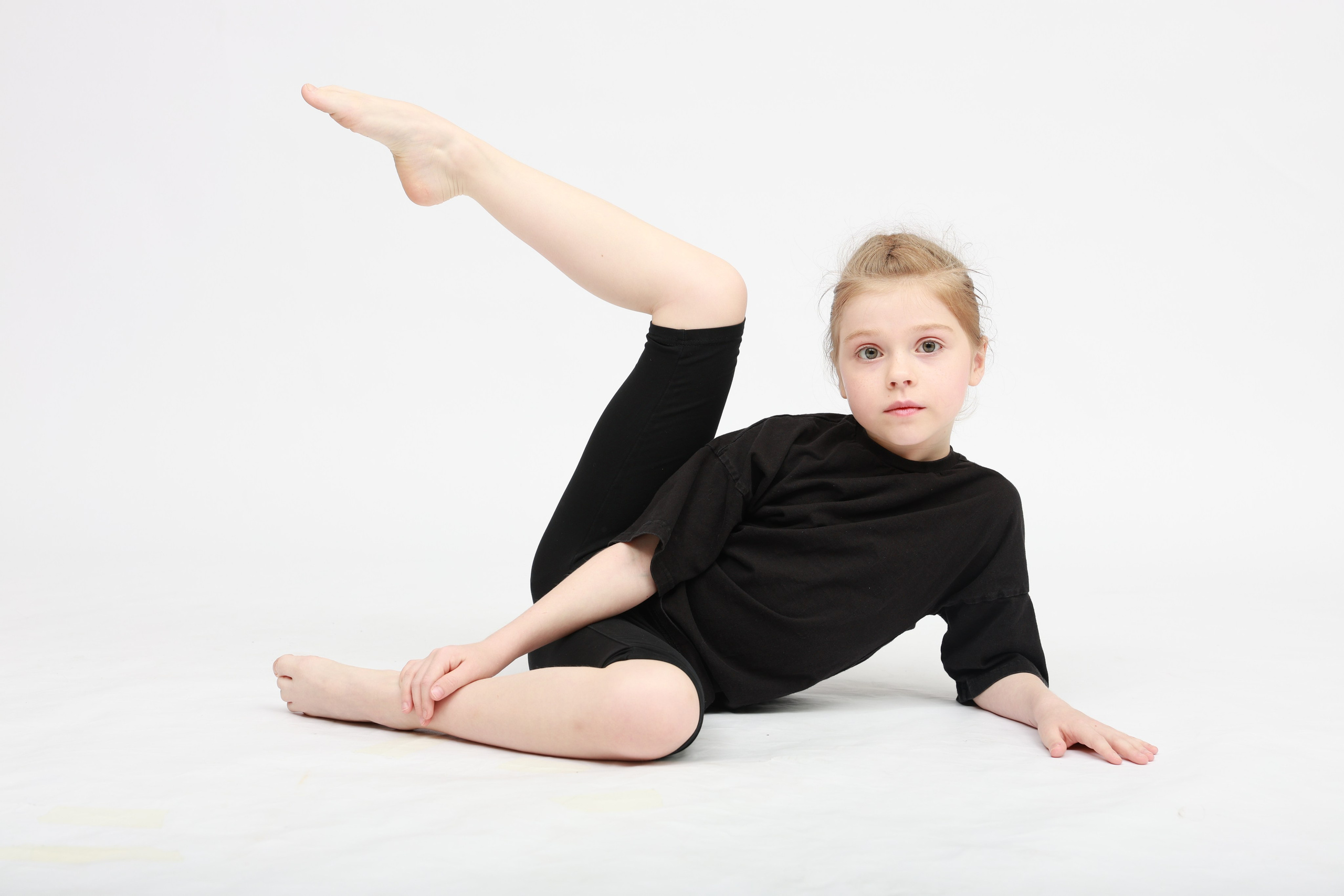 Студия современной хореографии Format. MIG — студия спортивной фотографии Михаила Голянского