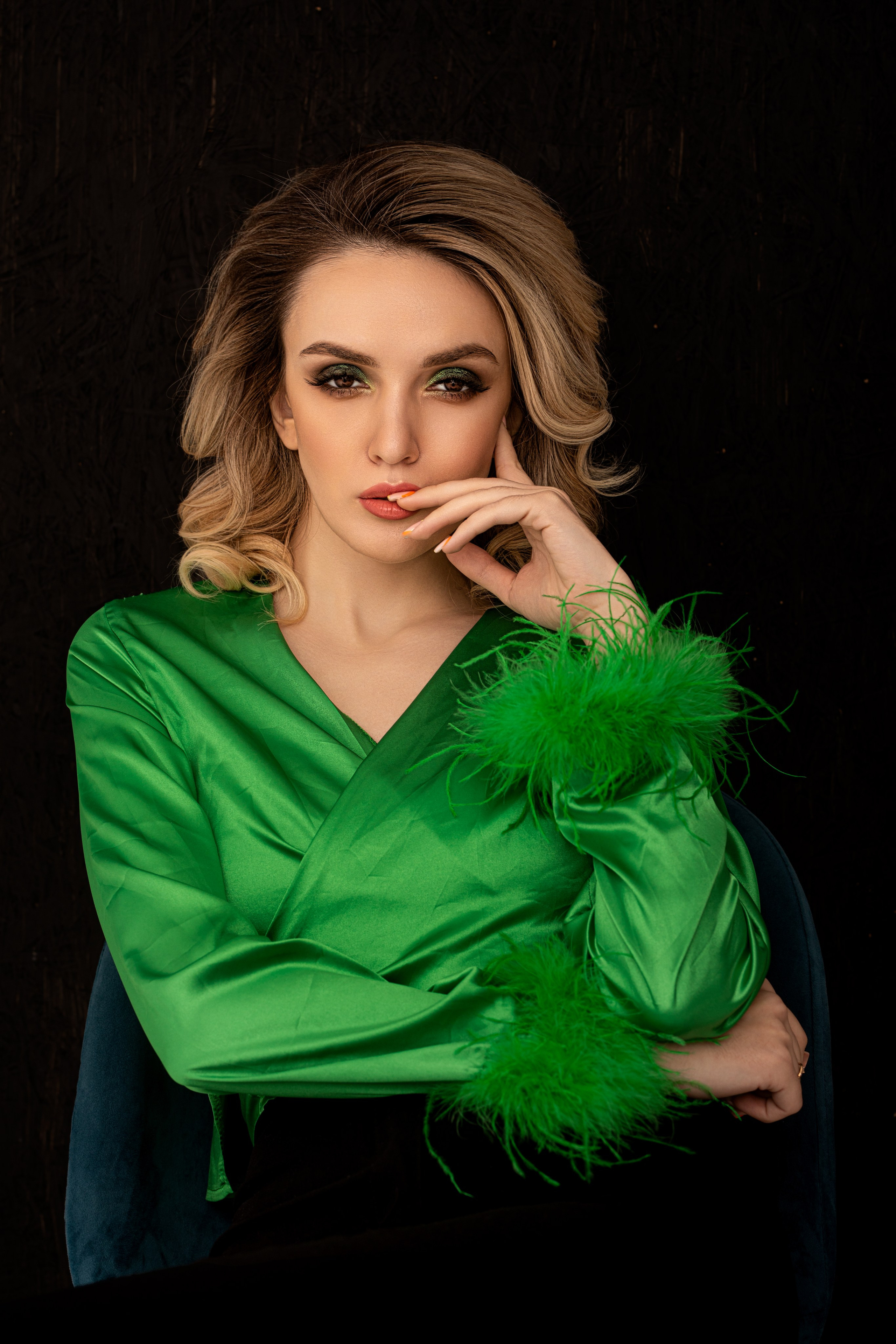 Фотосет с Евгенией в студии на циклораме в формате для «себя»