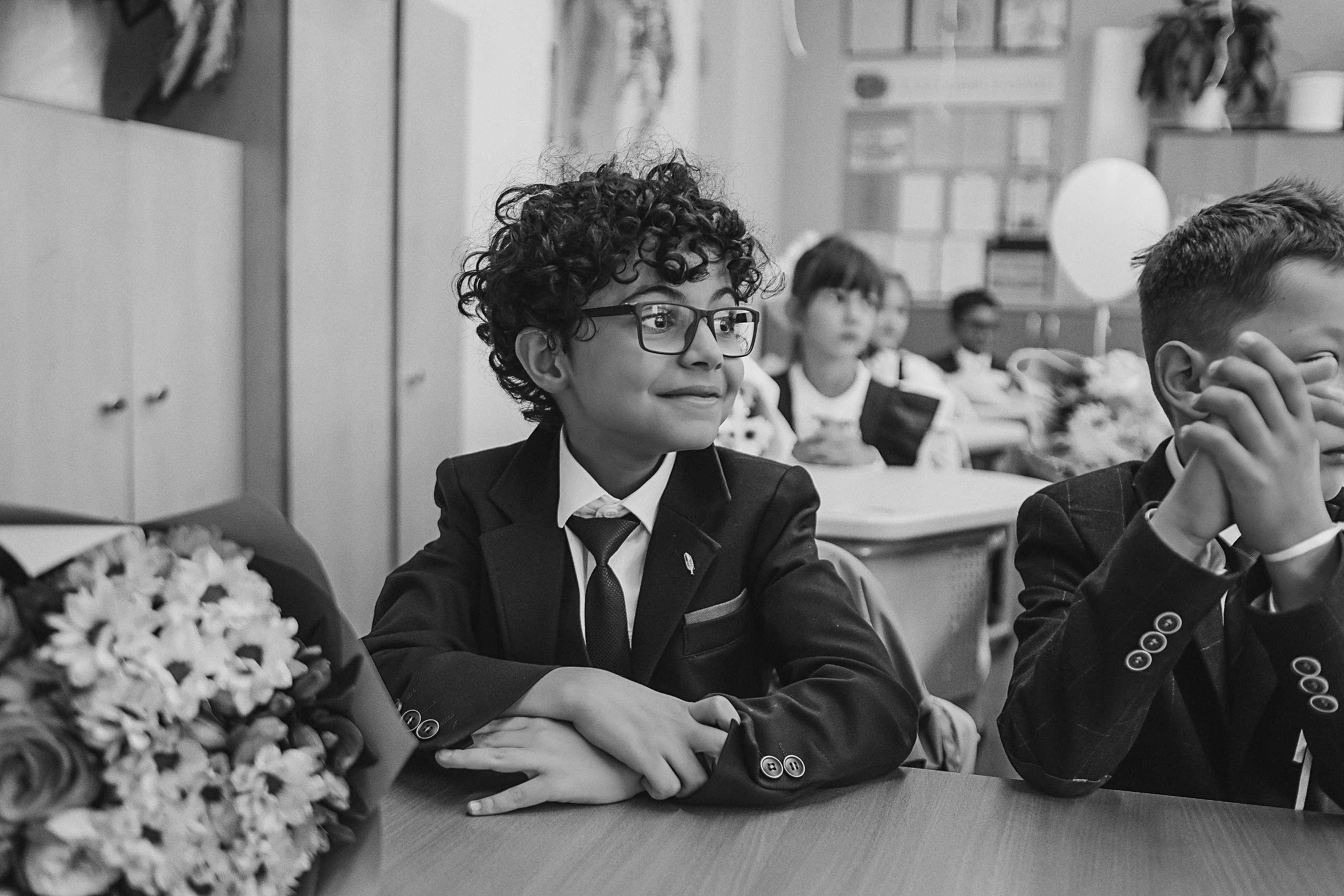 1 сентября линейка+кл час+портреты. Семейный фотограф Тюмень, фотограф на роды Салмина Мария