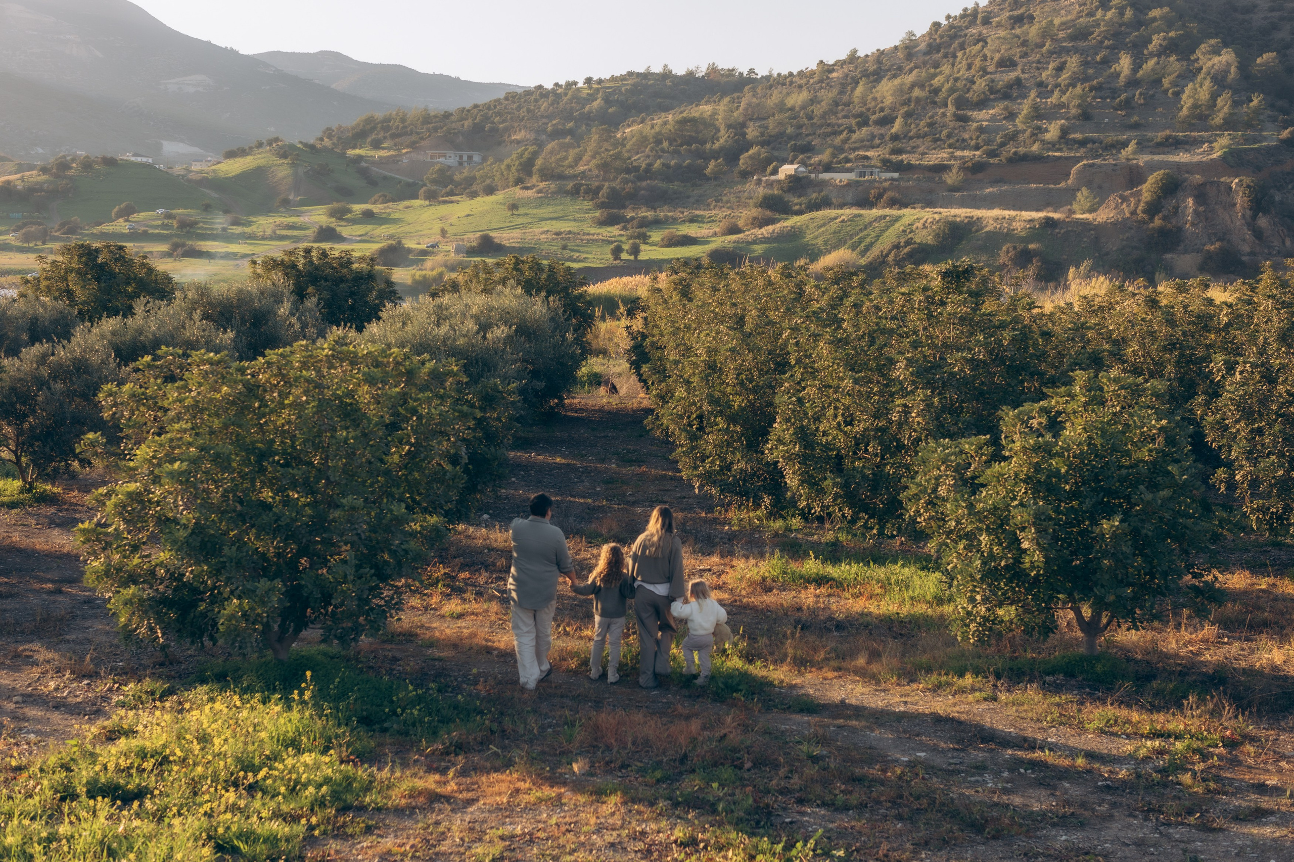 A warm afternoon in the field, just us and the time to be together. Katerina Nord | Wedding and Couple Photographer in Germany and Europe