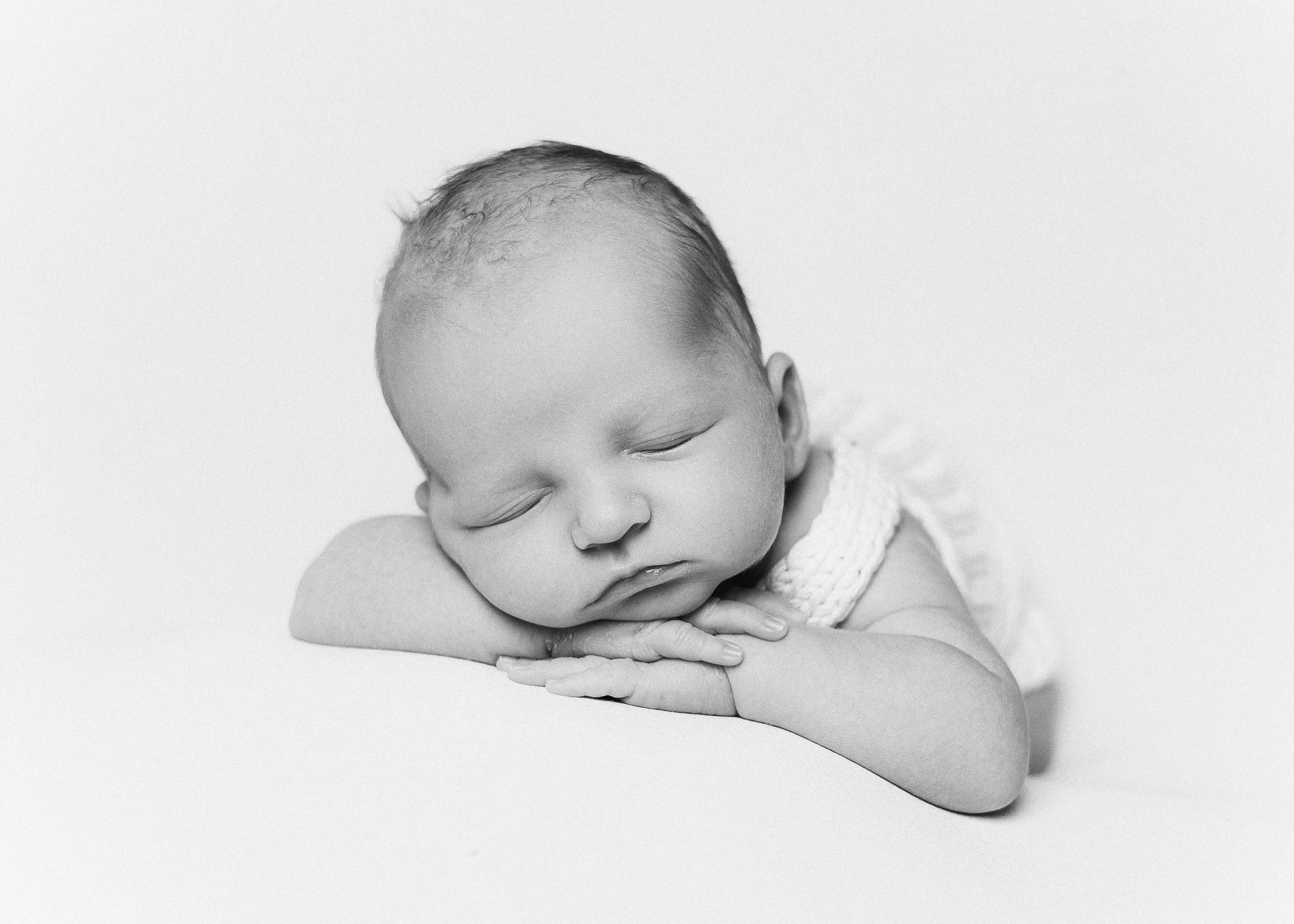 НОВОРОЖДЕННЫЕ МАЛЫШИ. Фотосессия новорожденных в Москве и Московской области