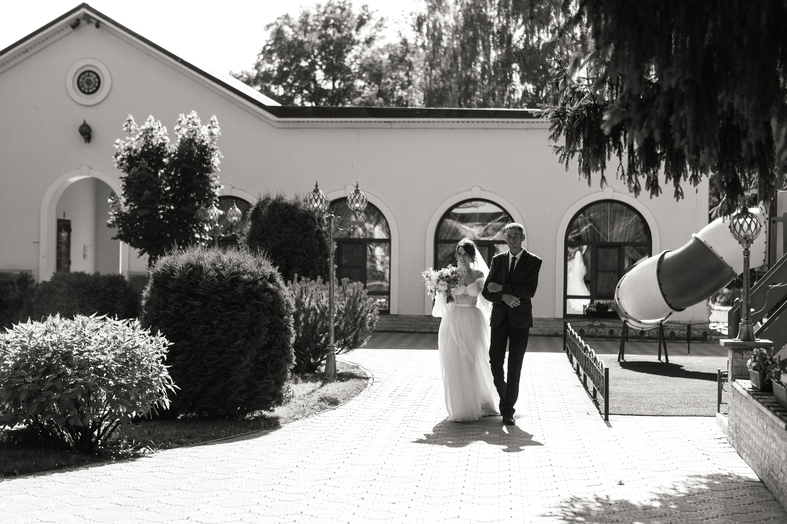 Свадебный фотограф Уфа — Руслан ГабдлисламовЖивые эмоции, красивые кадры, воспоминания на всю жизнь.Работаю по всей Республике Башкортоста. Свадебный фотограф Уфа Руслан Габдлисламов