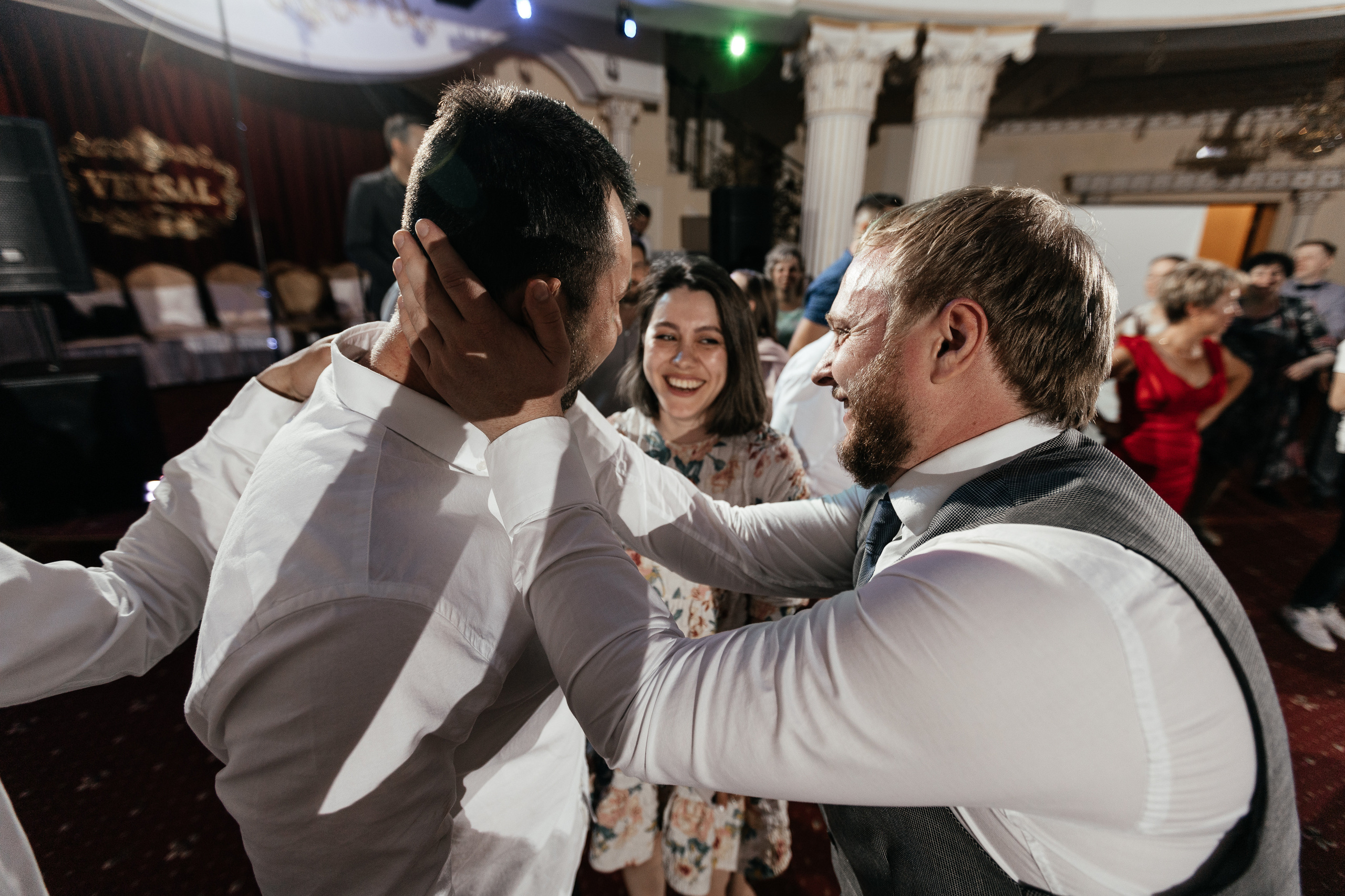 Свадебный фотограф Уфа — Руслан ГабдлисламовЖивые эмоции, красивые кадры, воспоминания на всю жизнь.Работаю по всей Республике Башкортоста. Свадебный фотограф Уфа Руслан Габдлисламов