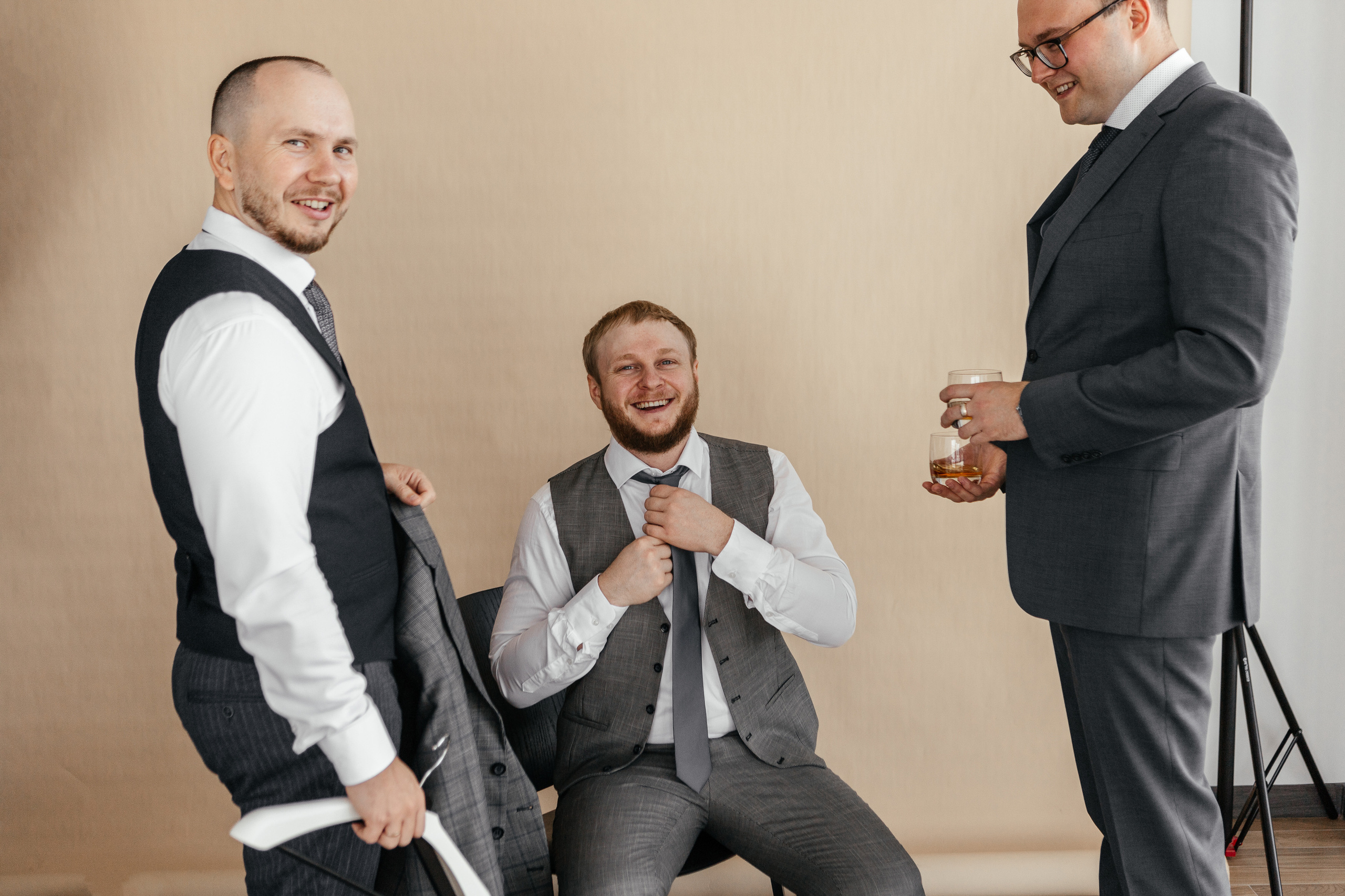 Свадебный фотограф Уфа — Руслан ГабдлисламовЖивые эмоции, красивые кадры, воспоминания на всю жизнь.Работаю по всей Республике Башкортоста. Свадебный фотограф Уфа Руслан Габдлисламов