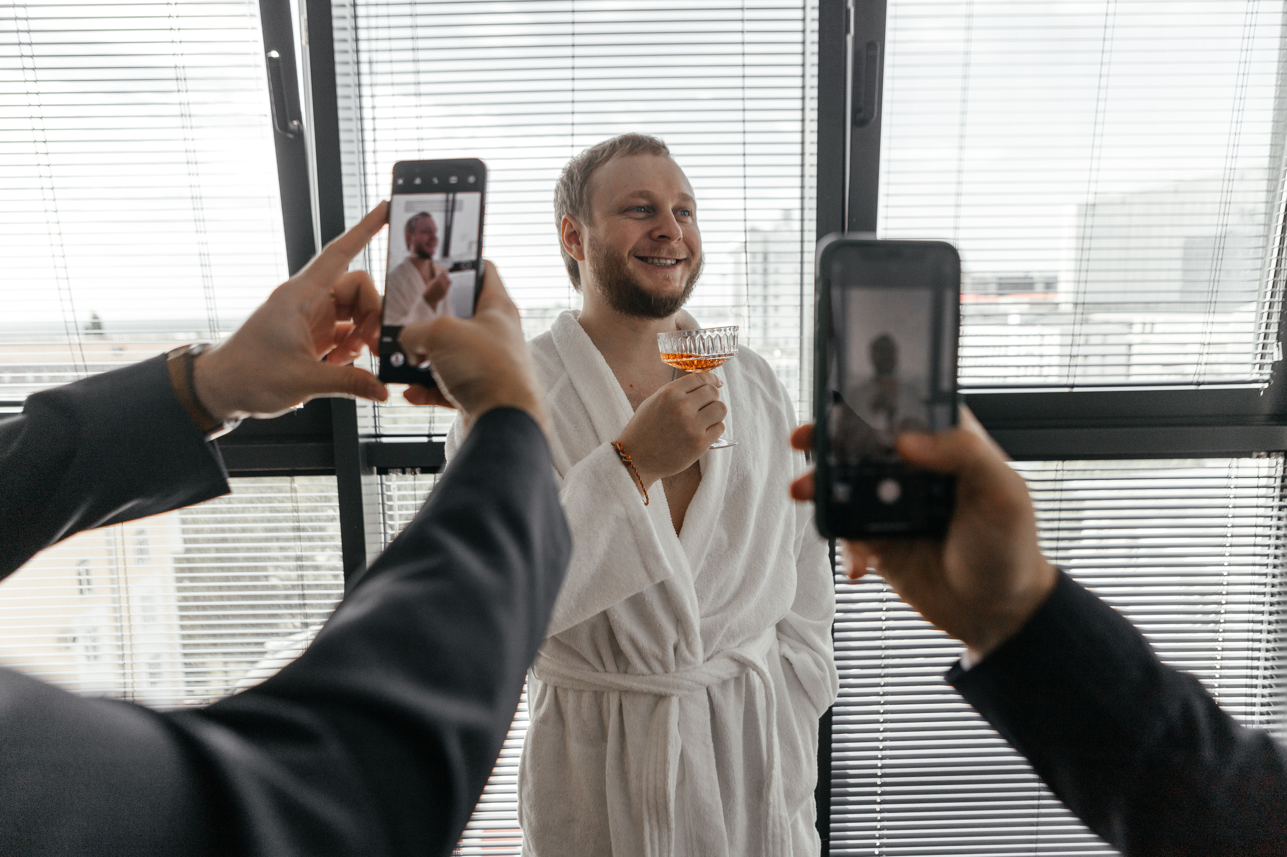 Свадебный фотограф Уфа — Руслан ГабдлисламовЖивые эмоции, красивые кадры, воспоминания на всю жизнь.Работаю по всей Республике Башкортоста. Свадебный фотограф Уфа Руслан Габдлисламов