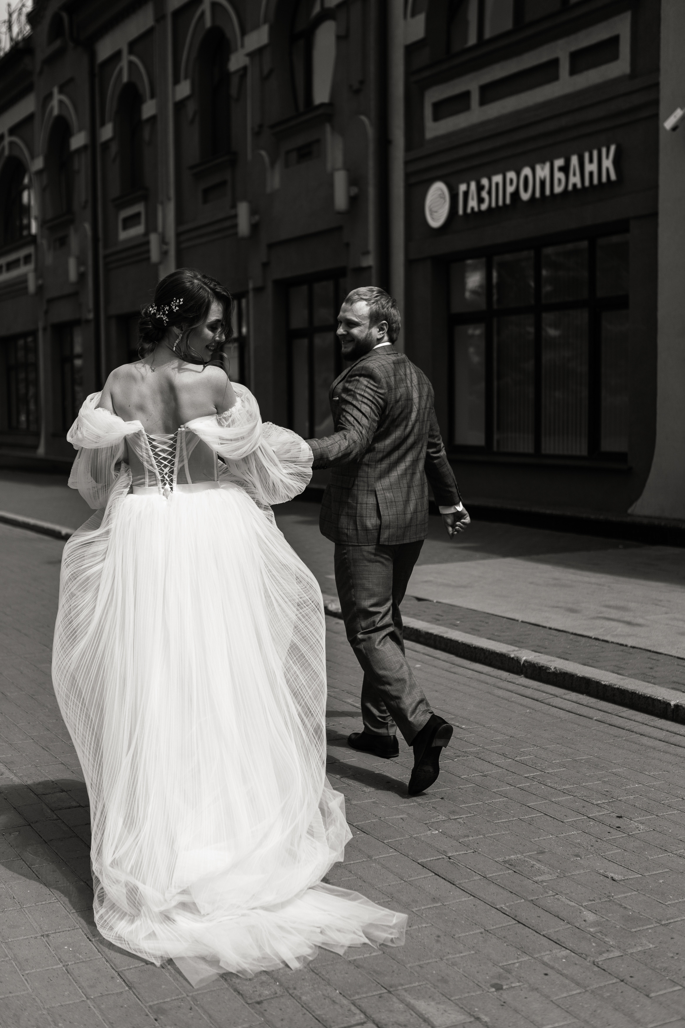 Свадебный фотограф Уфа — Руслан ГабдлисламовЖивые эмоции, красивые кадры, воспоминания на всю жизнь.Работаю по всей Республике Башкортоста. Свадебный фотограф Уфа Руслан Габдлисламов