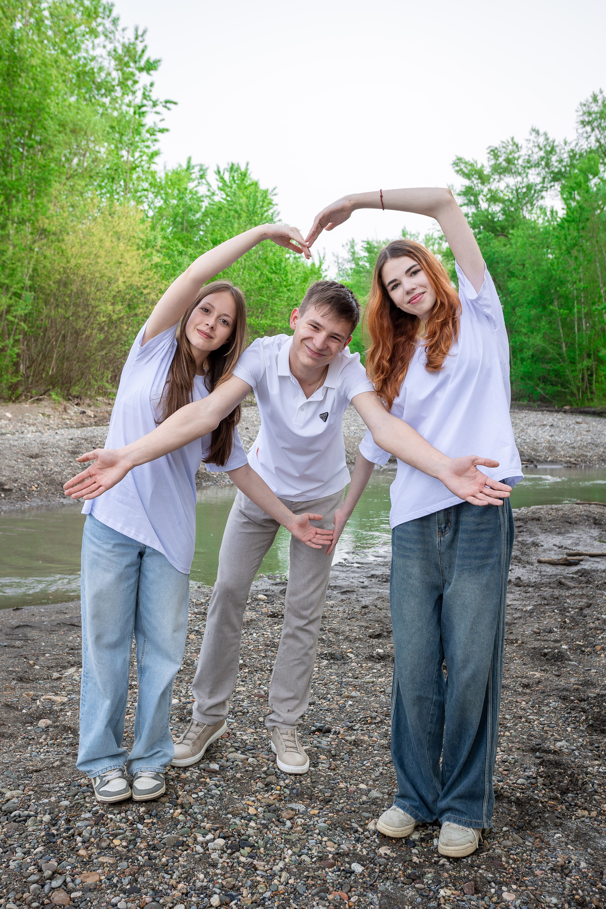 Уличная фотосессия на выпускной альбом. Выпускные альбомы Майкоп, Краснодар Елена Золотарева