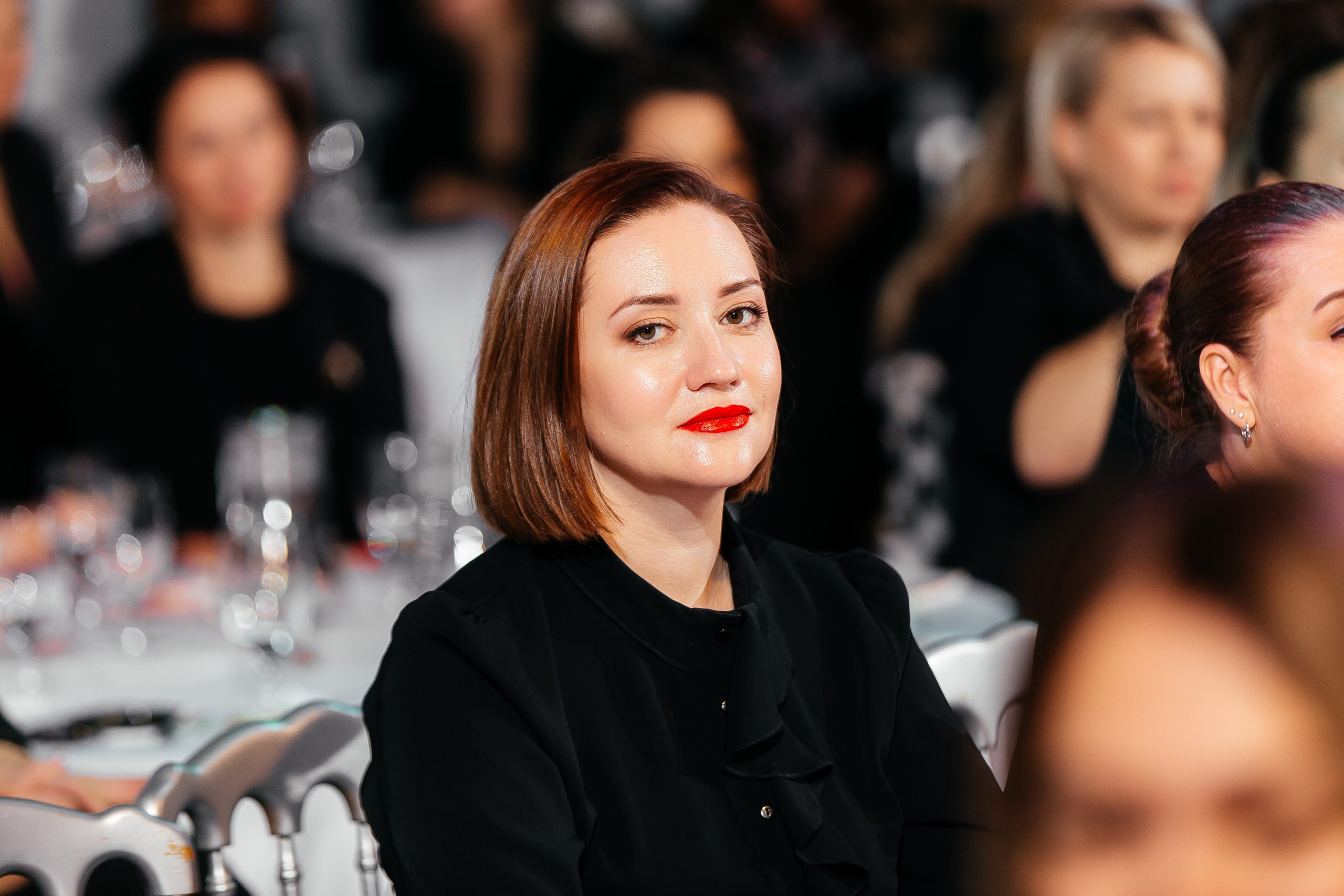 Фотозона+выступление спикеров. Фотограф в Красноярске Надежда Воскресенская