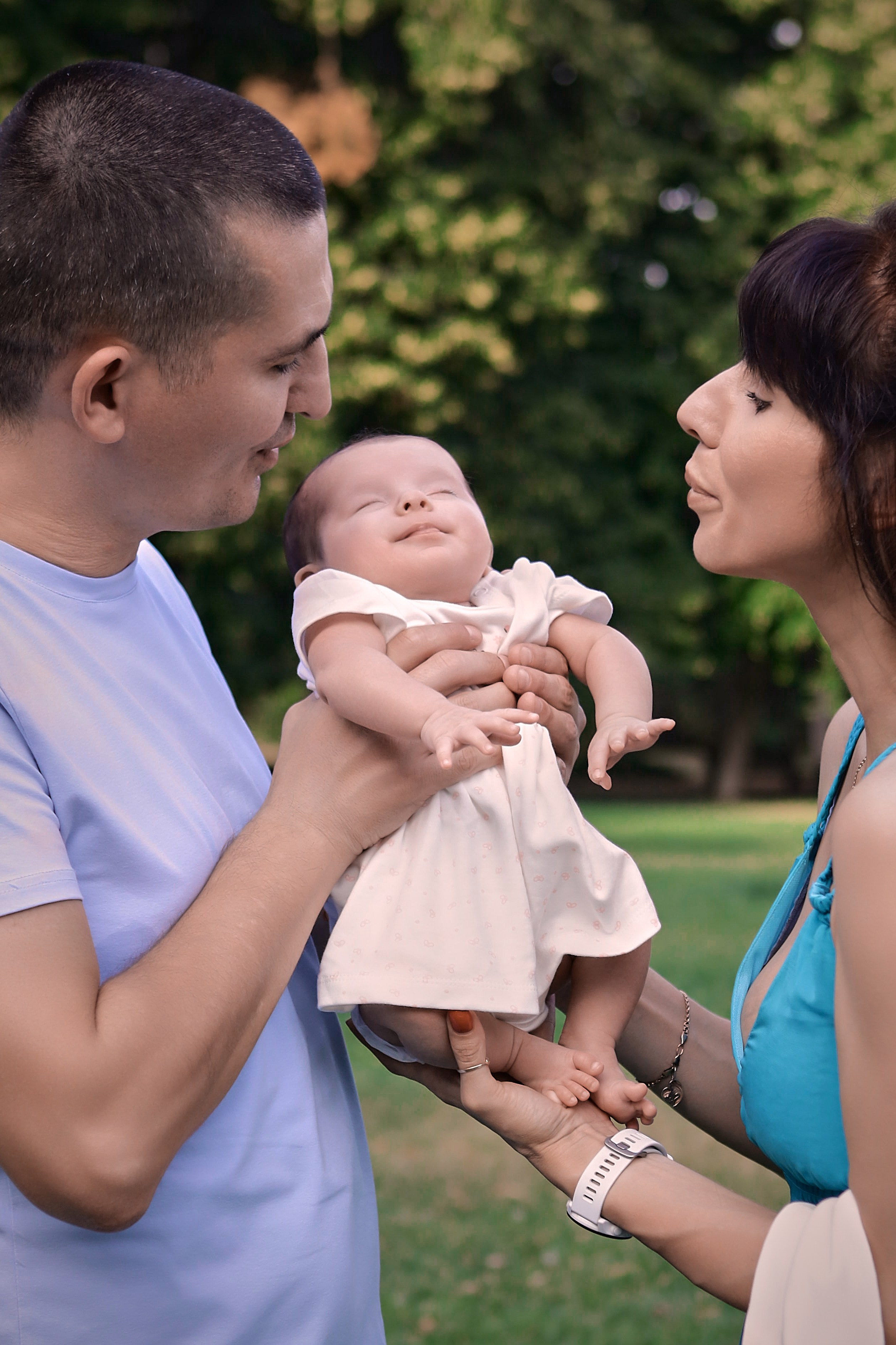 Семейная фотосессия с малышкой. Семейный и свадебный фотограф в Краснодаре Михеева Светлана