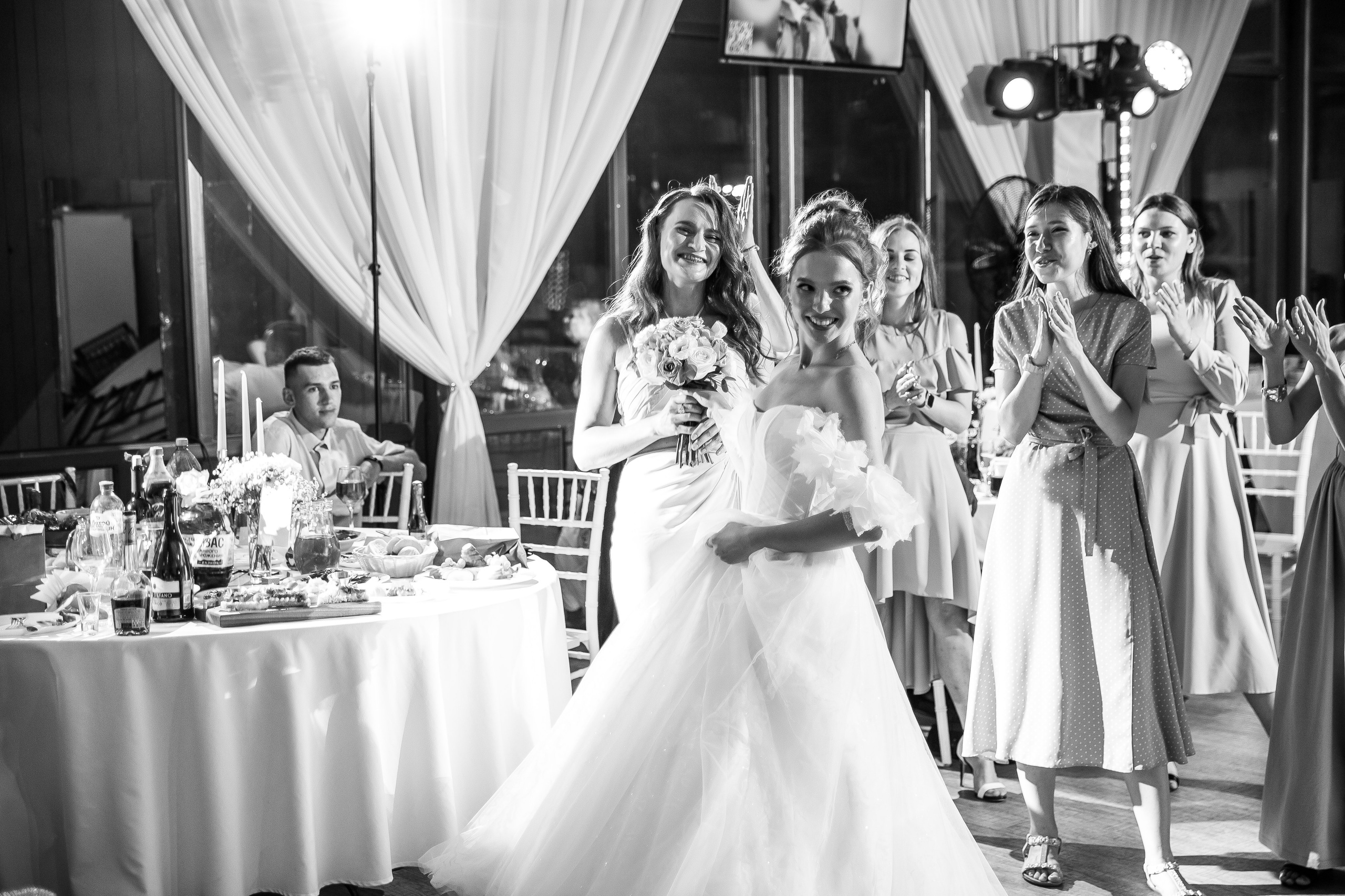 А&А — фотосессия на стадионе. Свадебный фотограф в Оренбурге Илья Володьков