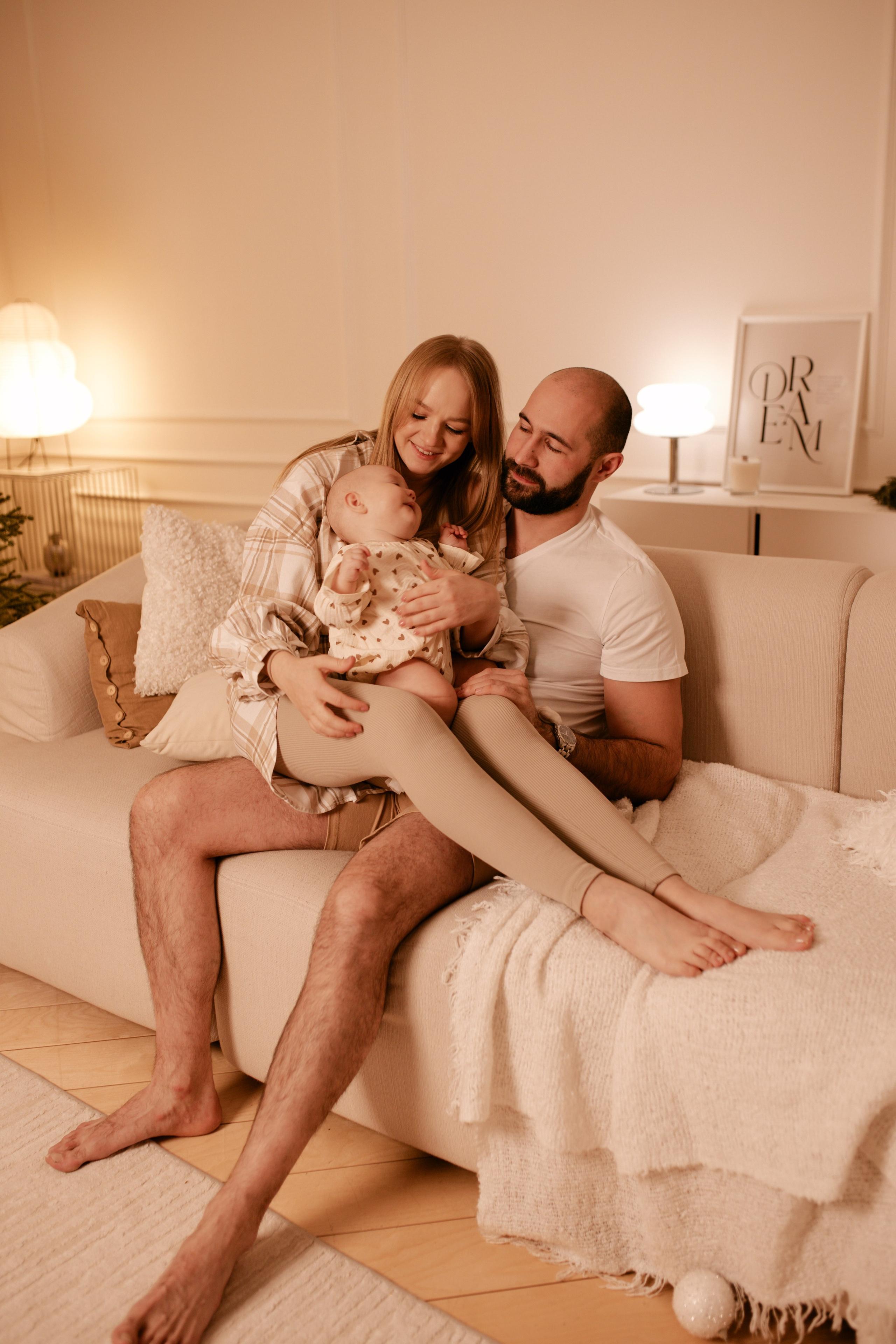 Толя Аня и Вика семейная. Фотограф Губанова Ирина