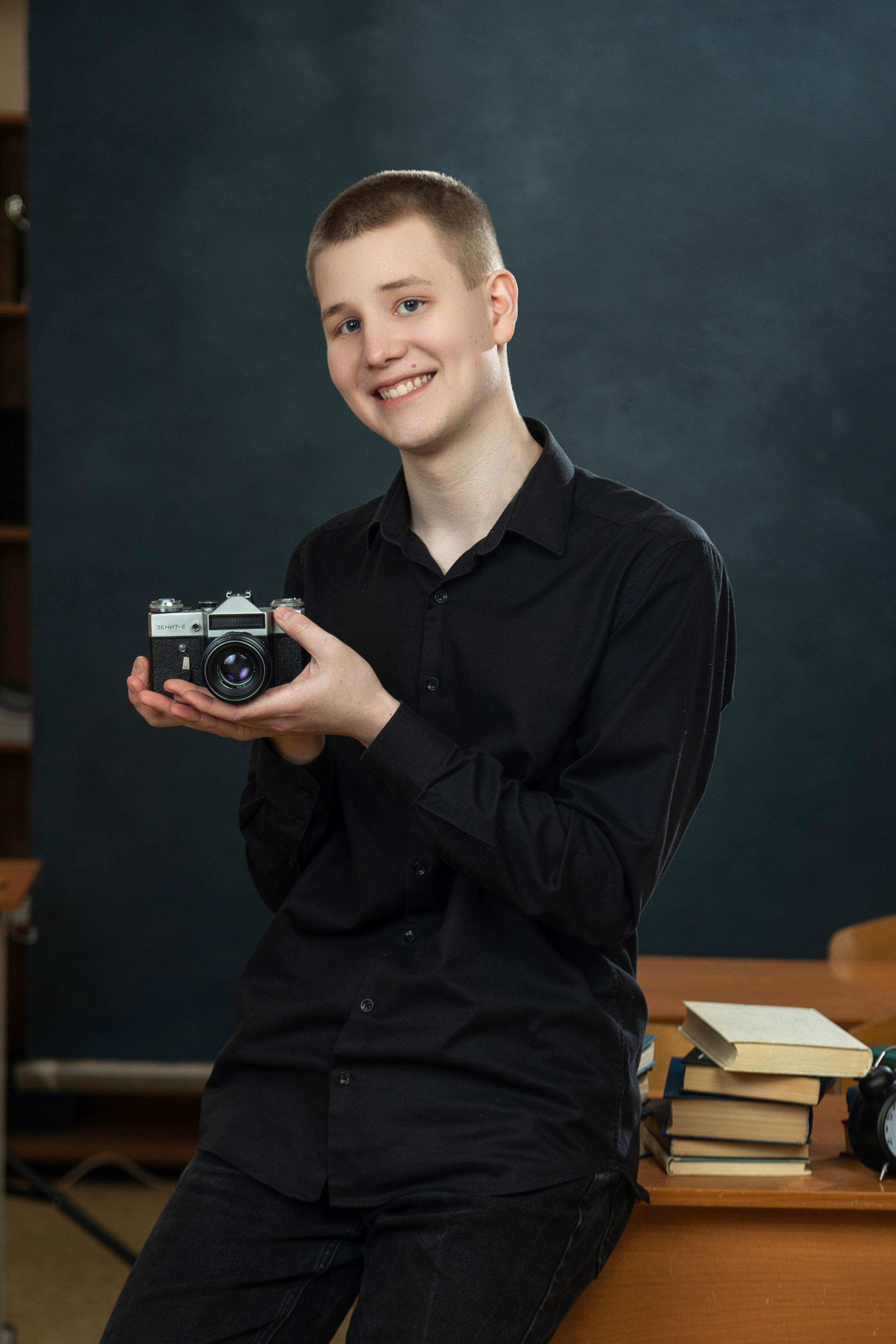 На каждом снимке всегда два человека: фотограф и зритель