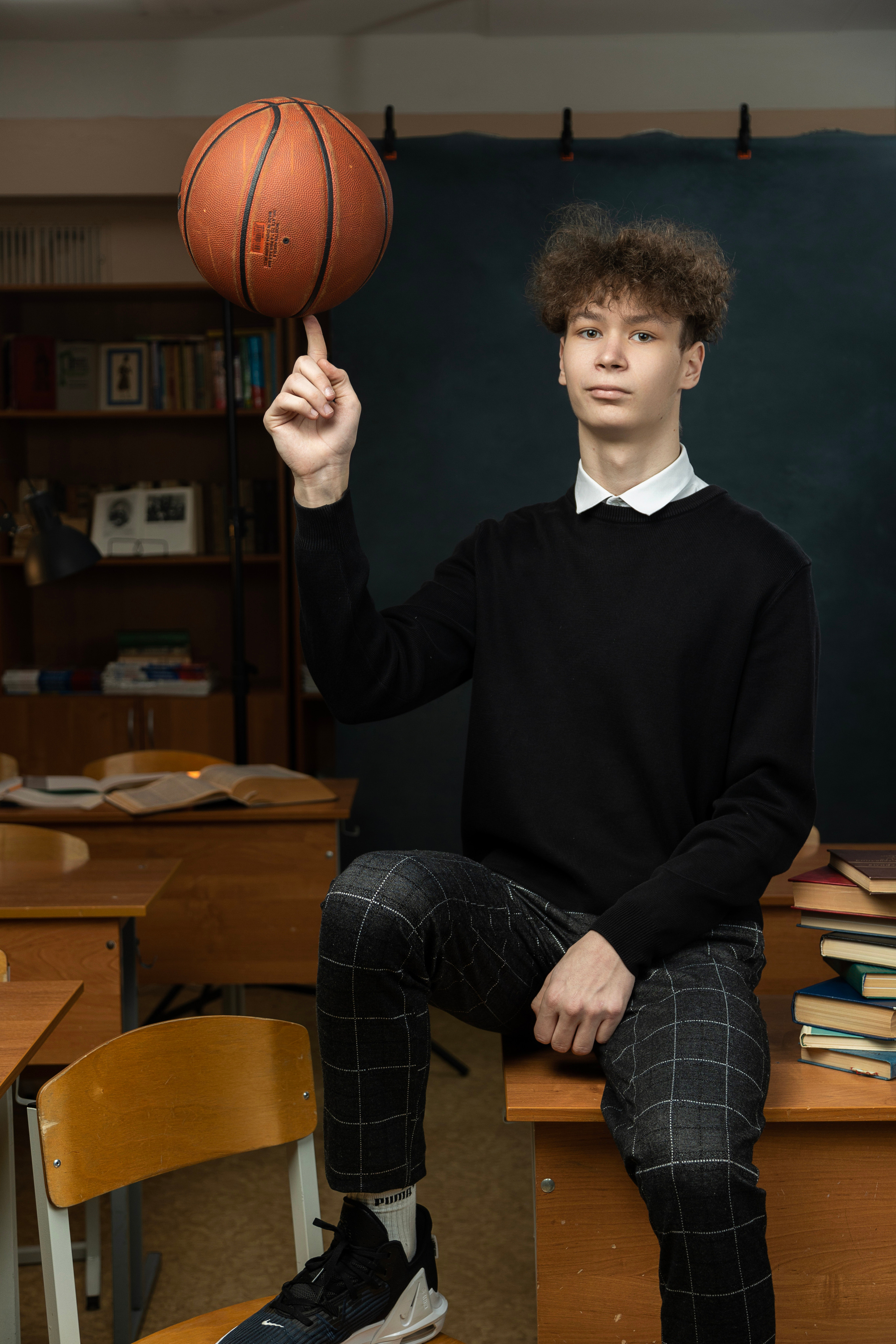 На каждом снимке всегда два человека: фотограф и зритель