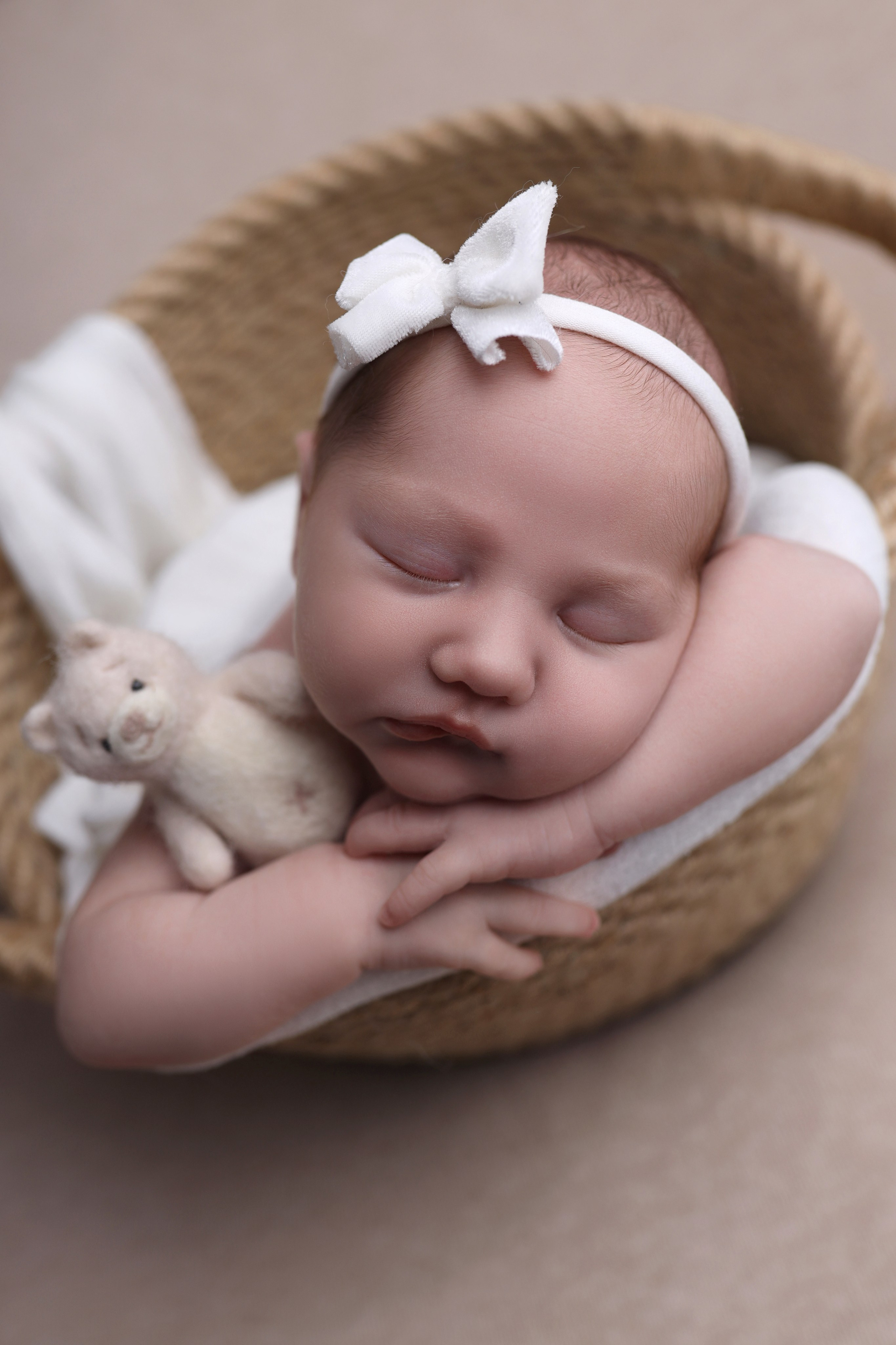 Newborn девочки. Фотограф новорожденных Модяева Ирина
