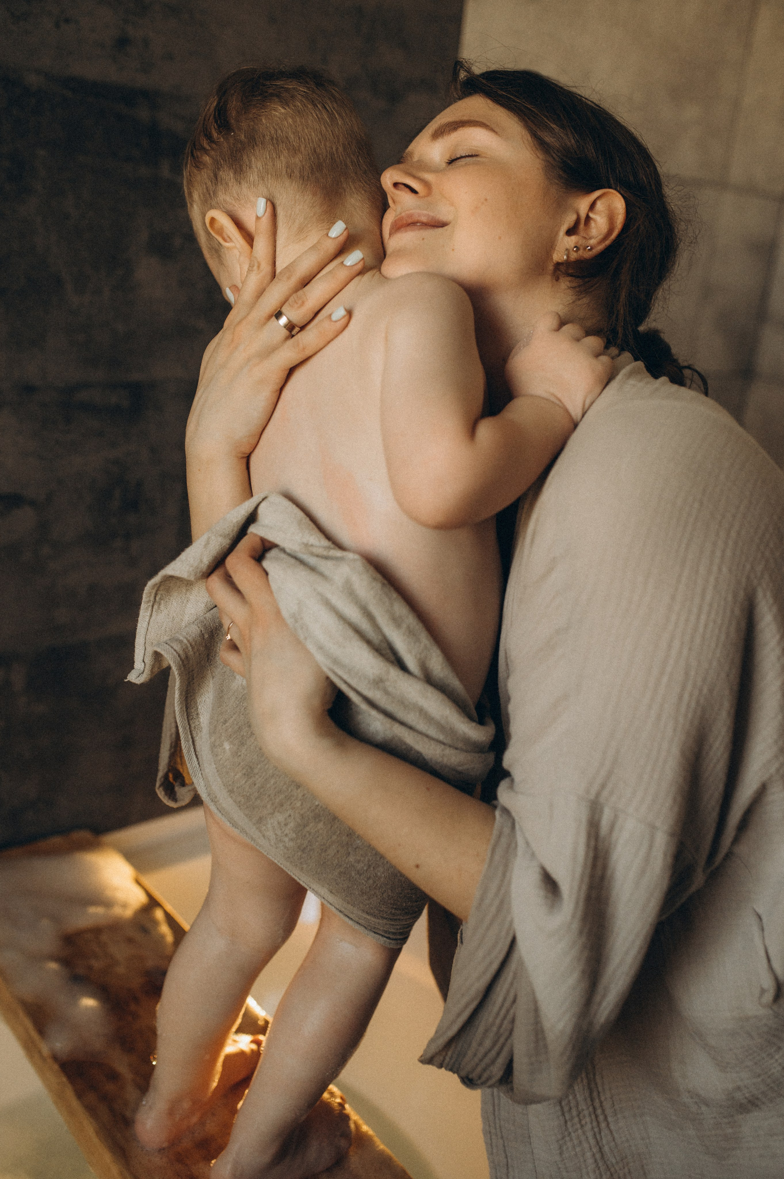 Съемка купания ребенка. Семейный фотограф в Новосибирске Женя Индрикова