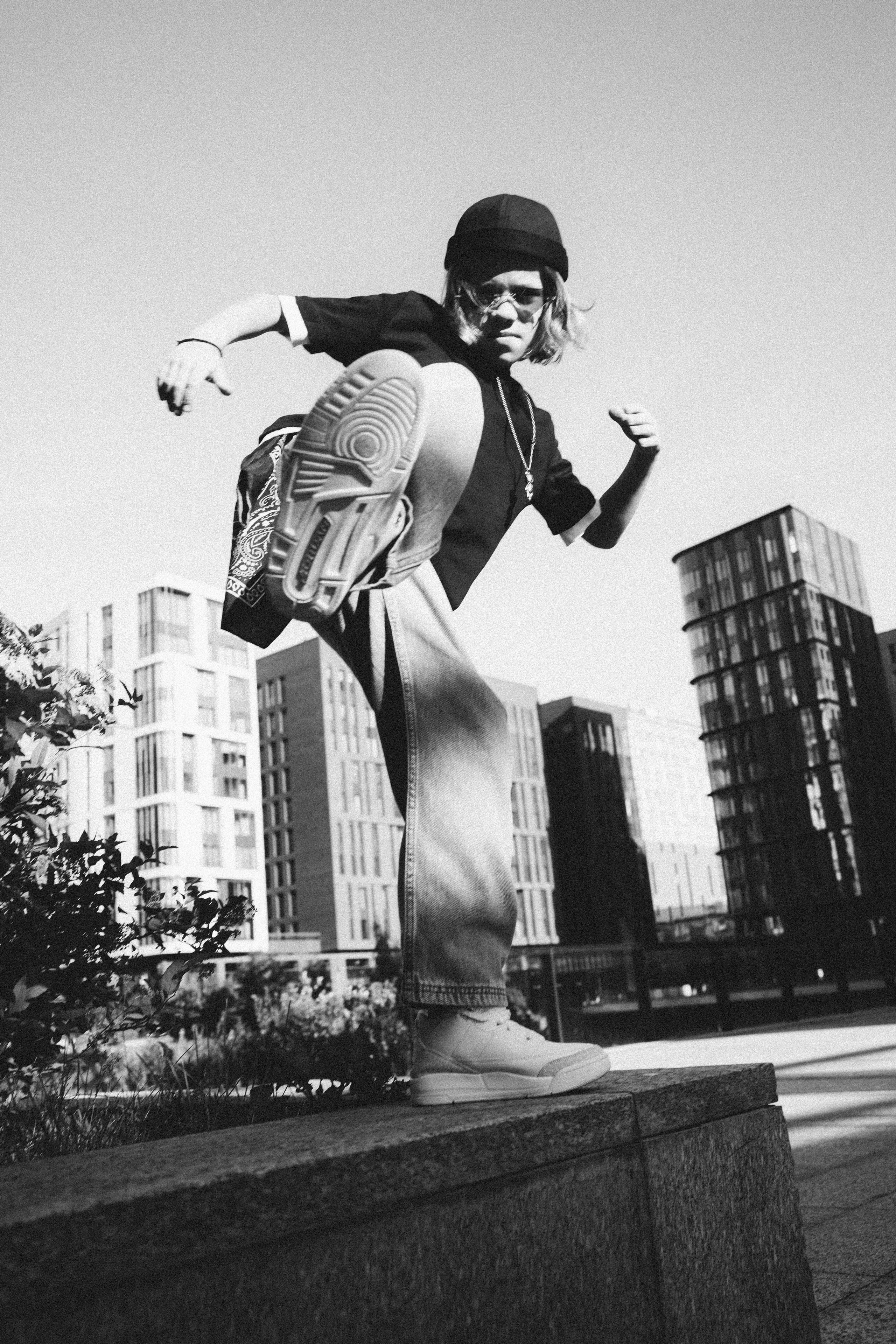 ГЛЕБ. Я фотограф из Москвы к Вашим услугам