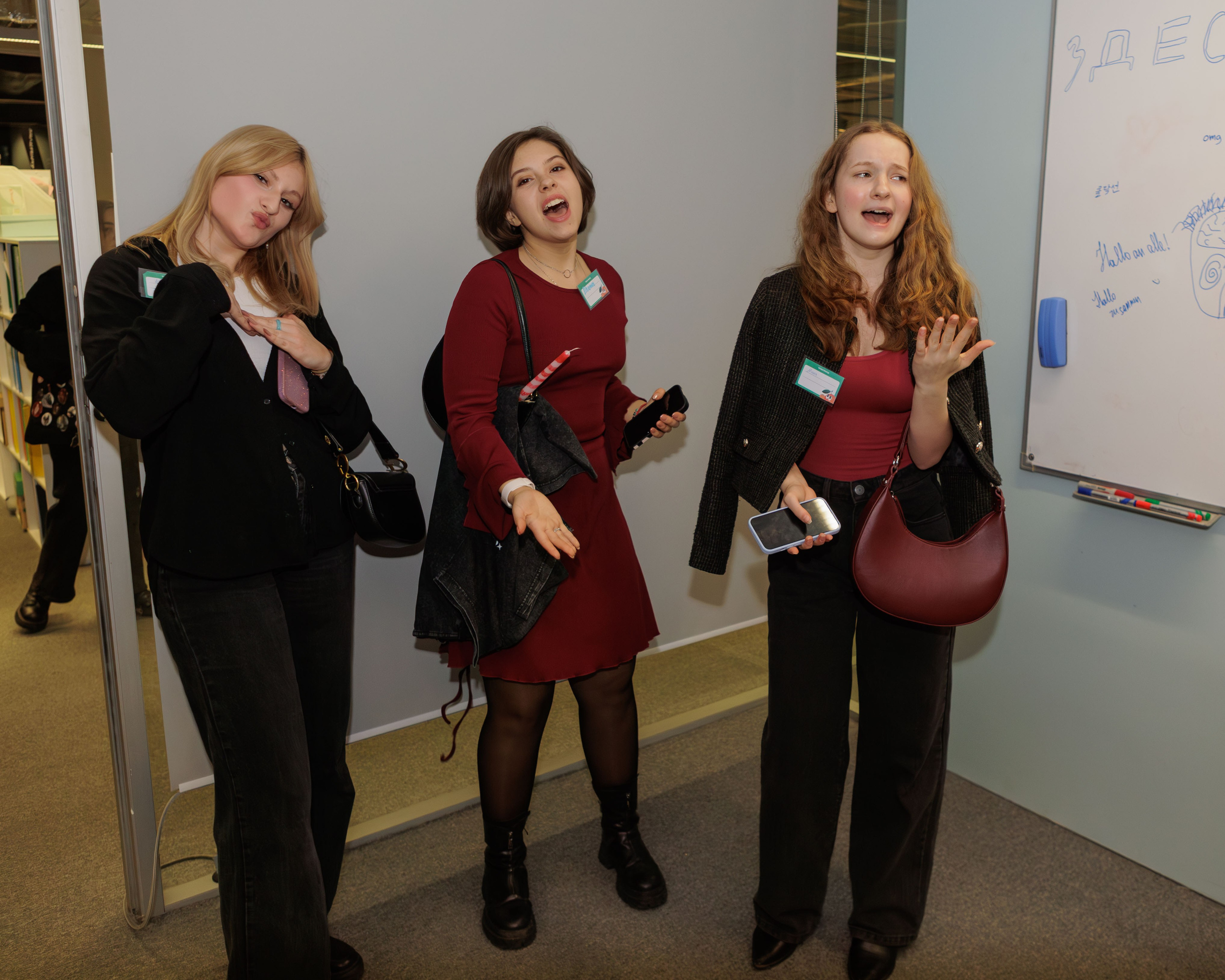 8-11 классы: Новый год в ФОКСФОРД. Выпускные альбомы и школьный фотограф в Подольске, Троицке, Щербинке, Москве и Московской области