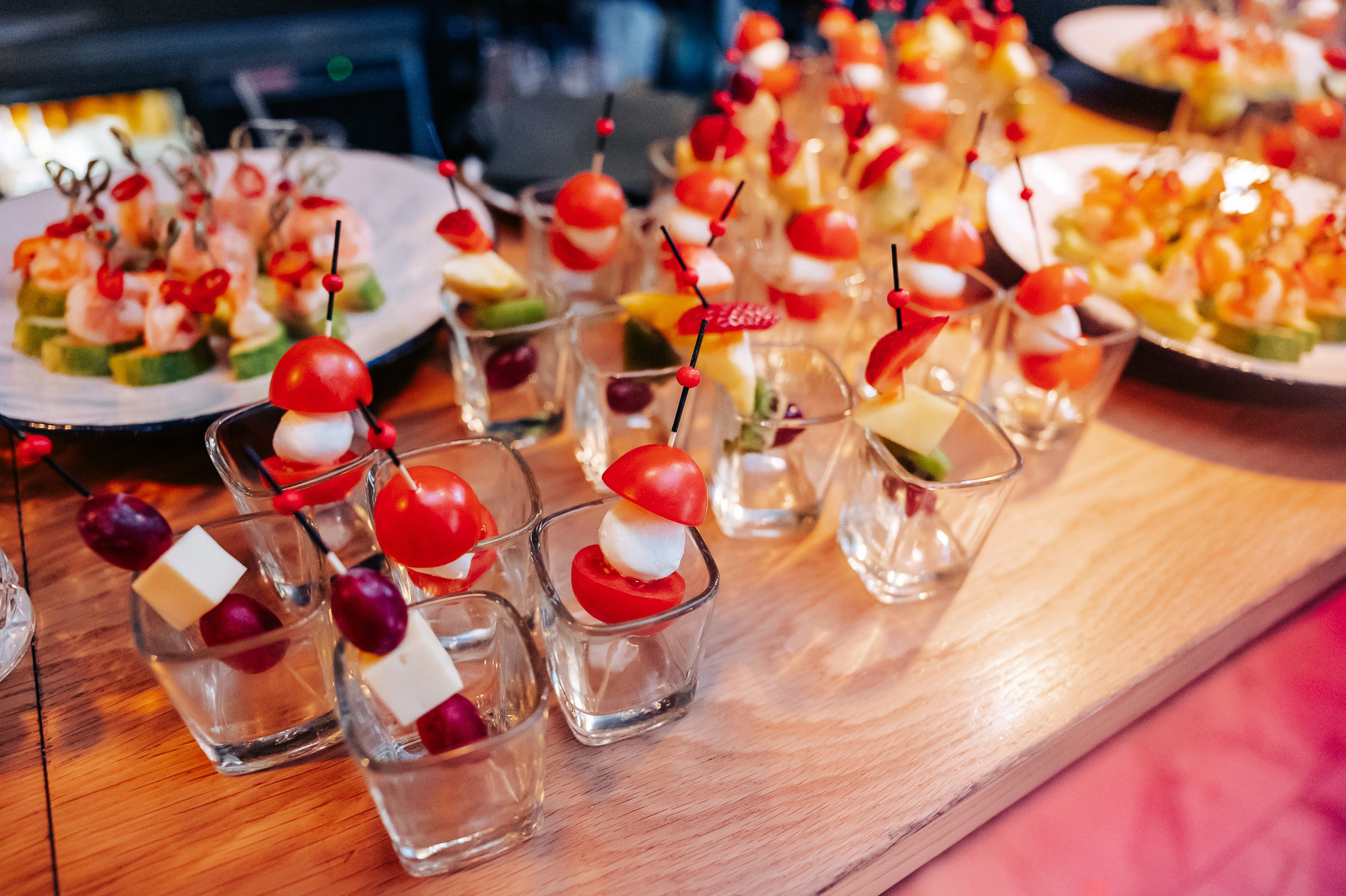 Новогодний корпоратив в караоке баре. Фотограф Дмитрий Сермяжко