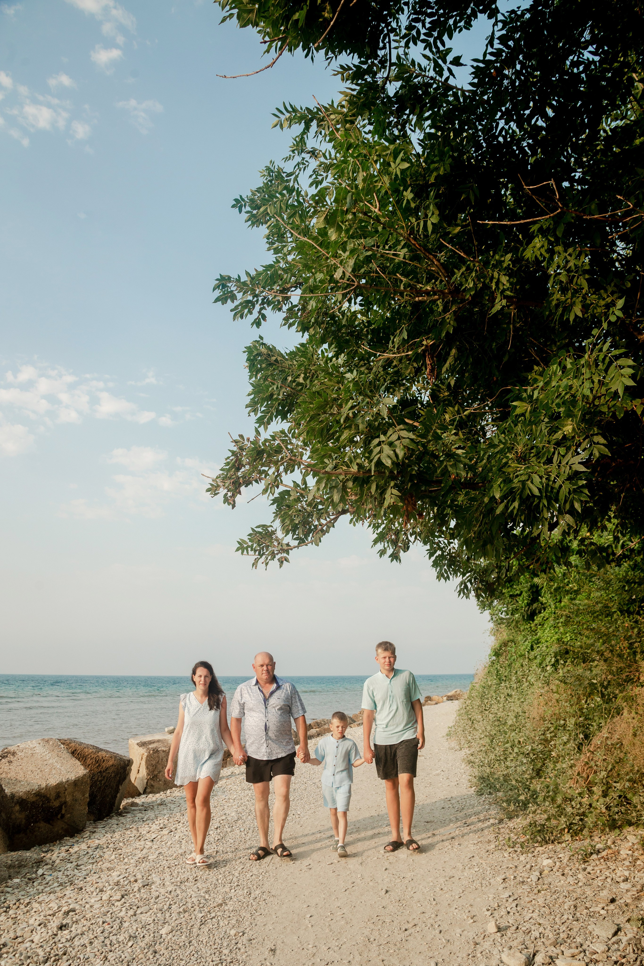 Ирина, Алексей, Архип и Степан. Фотограф в Геленджике, Архипо-Осиповке, Абрау-Дюрсо, Кринице Виктория