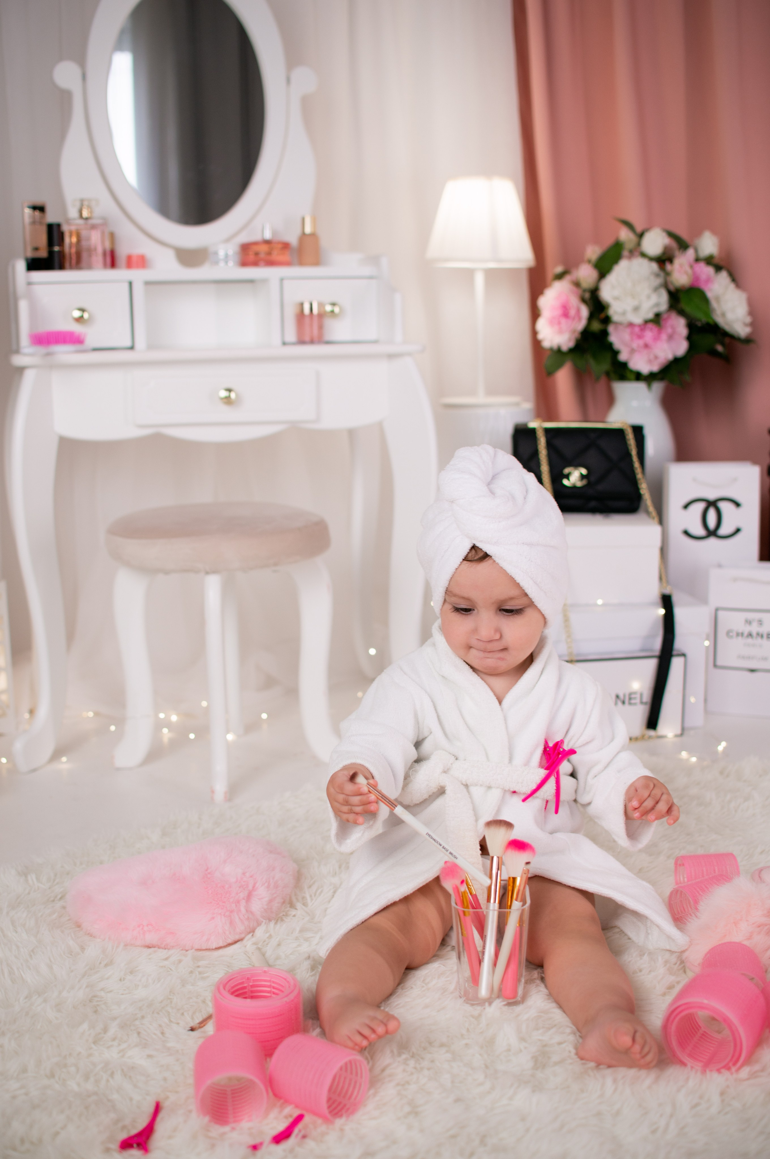 Анонс первых кадров с фотопроекта «Шанель» для Эмилии. Фотограф новорожденных Краснодар Малышенко Надежда