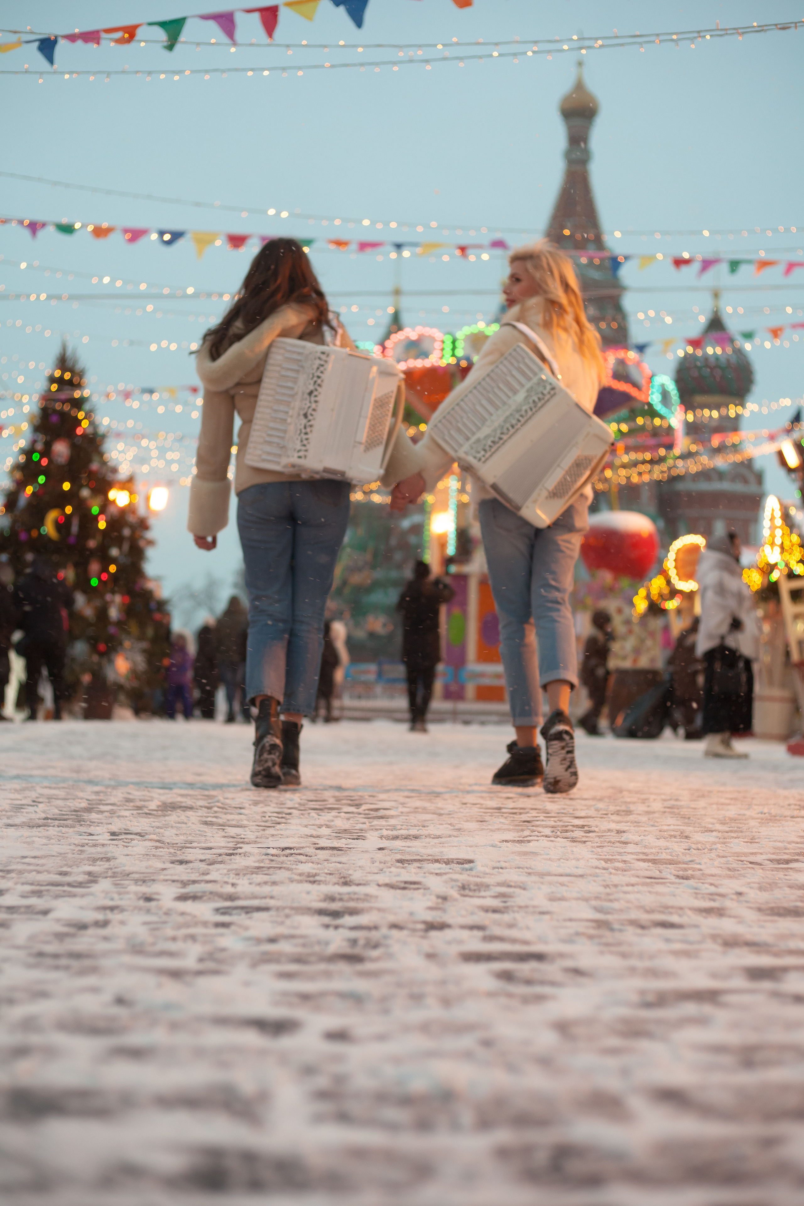 Ярмарка в ГУМе. Екатерина Дымова. Фотограф. Автор проекта «Белый Ветер»