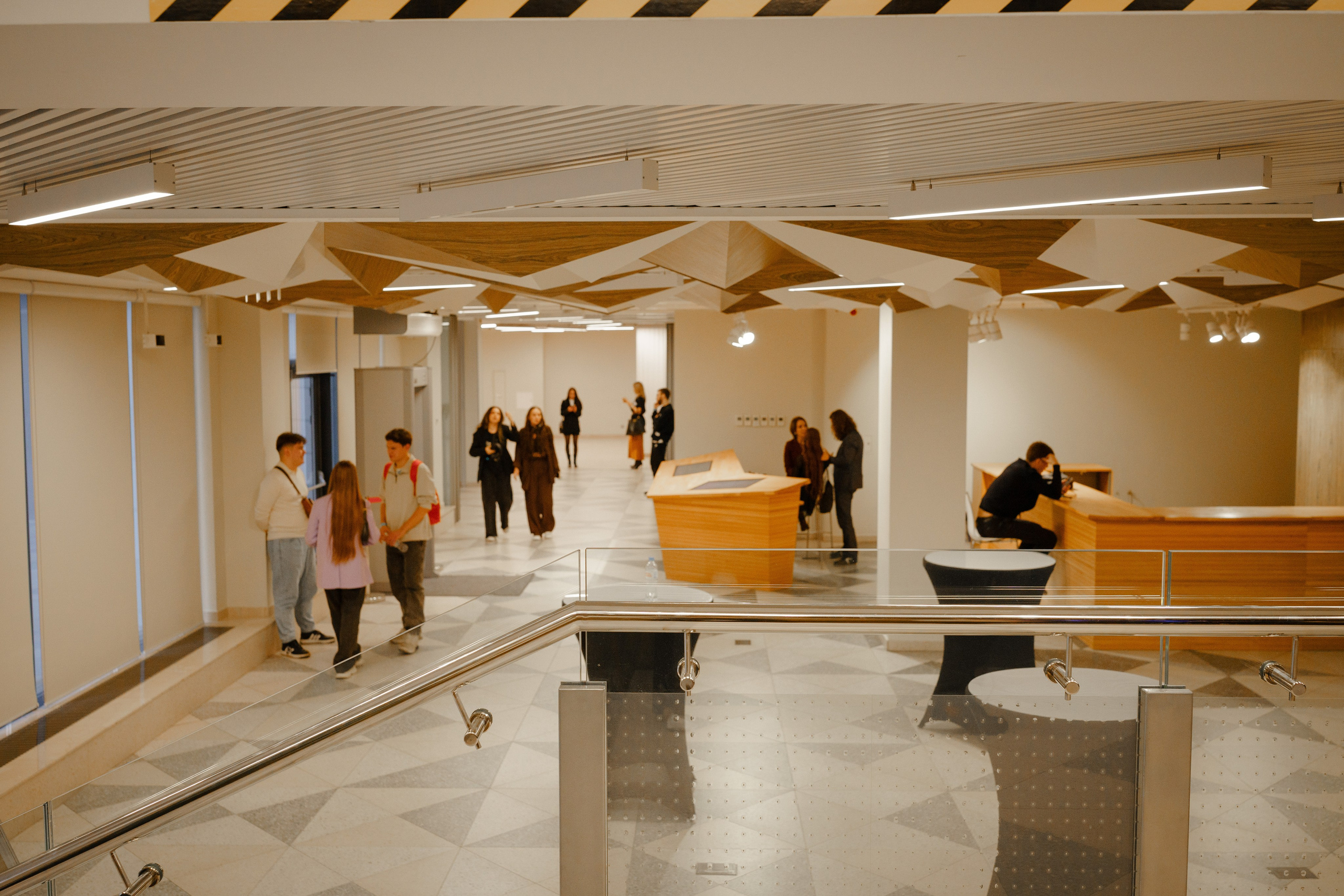 Репортажный фотограф на конференцию в Москве. Репортажный фотограф в Москве Саша Дружинина