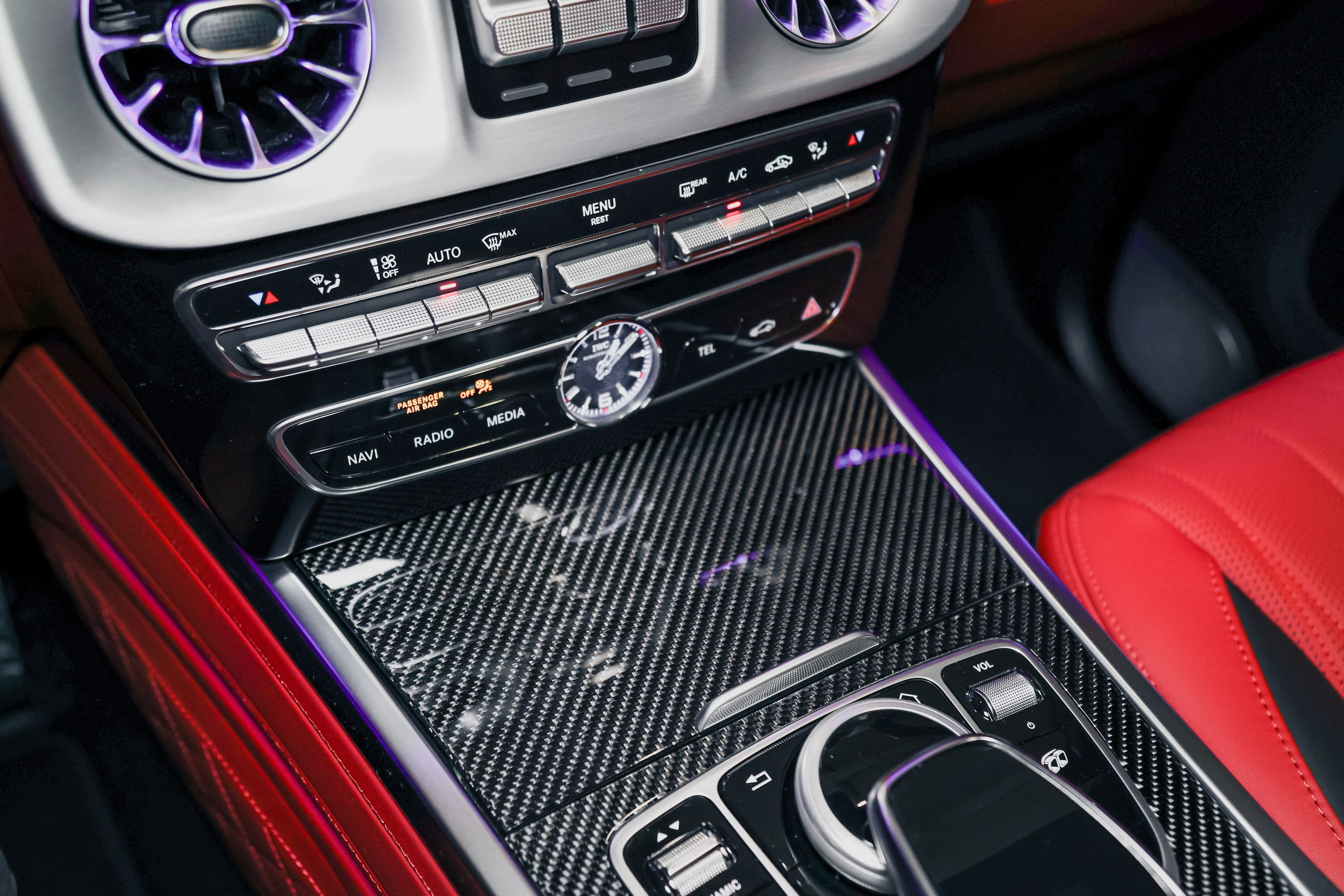 2022 MERCEDES BENZ G63 AMG $235,000 / 16,414 KM ODOMETER. Mixturecaptures