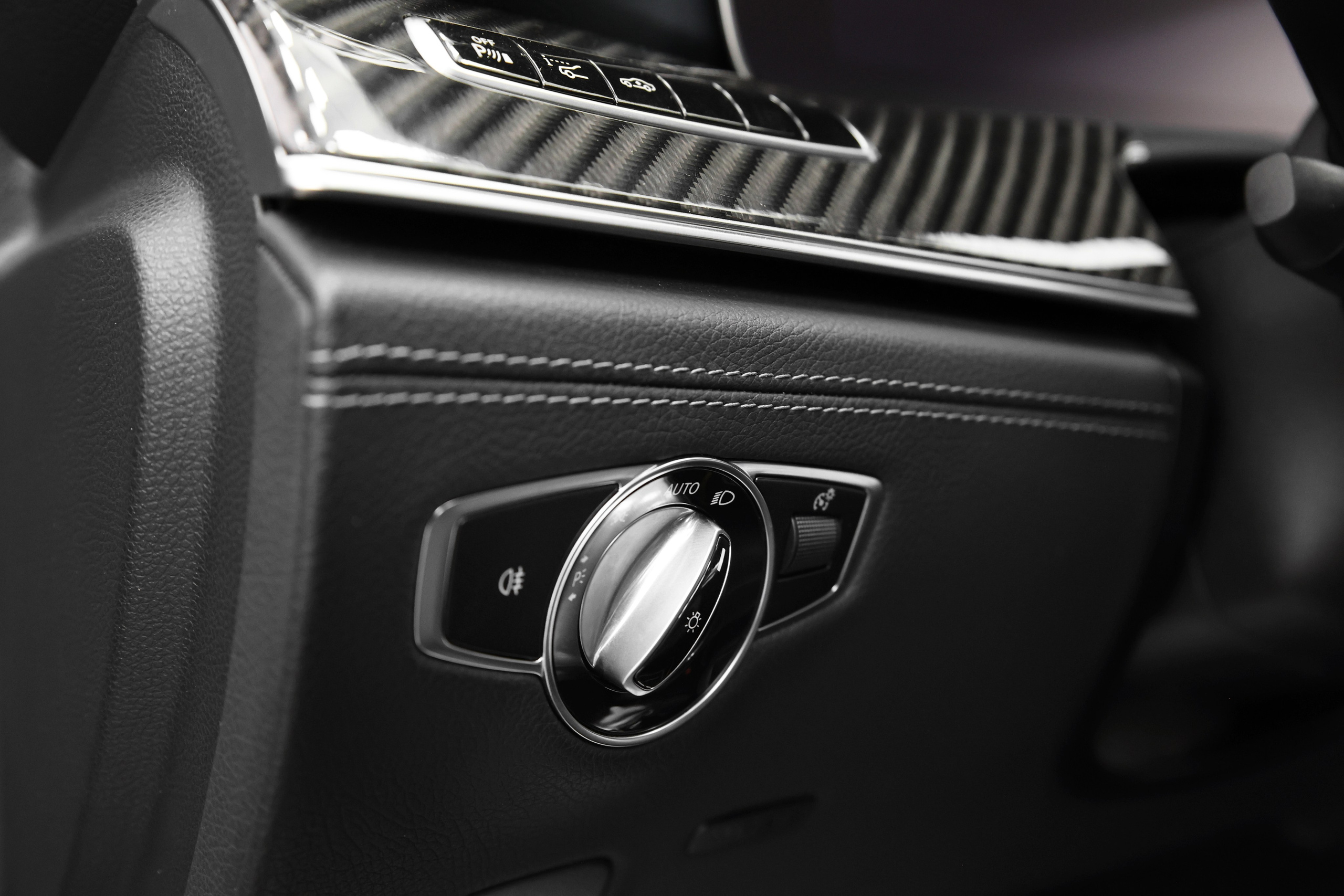 2019 MERCEDES BENZ GT63s AMG. Mixturecaptures