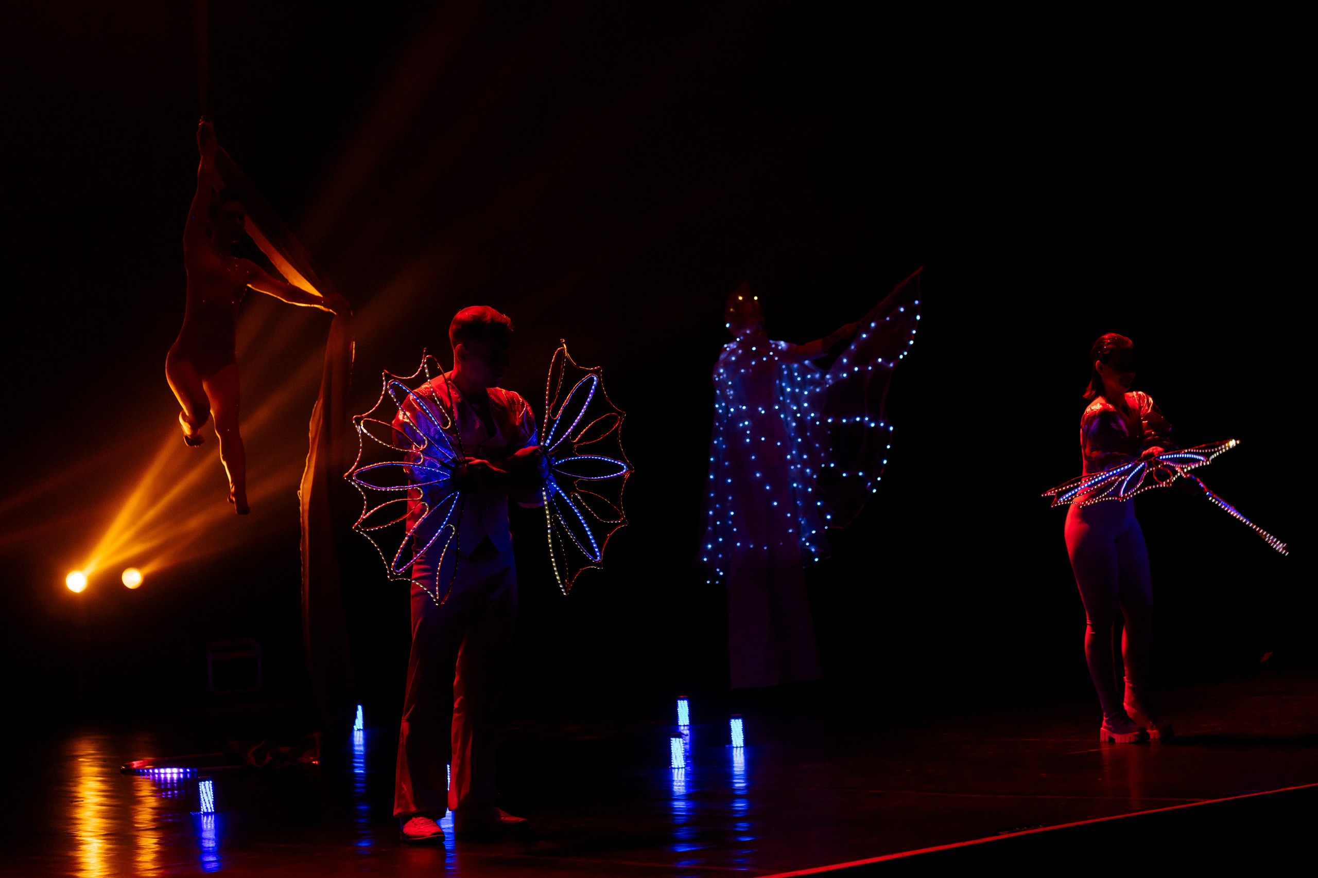 РЕПОРТАЖ: НОВЫЙ ГОД В ДК МЕТАЛЛУРГ. Профессиональный фотограф в Ижевске Леша Петров