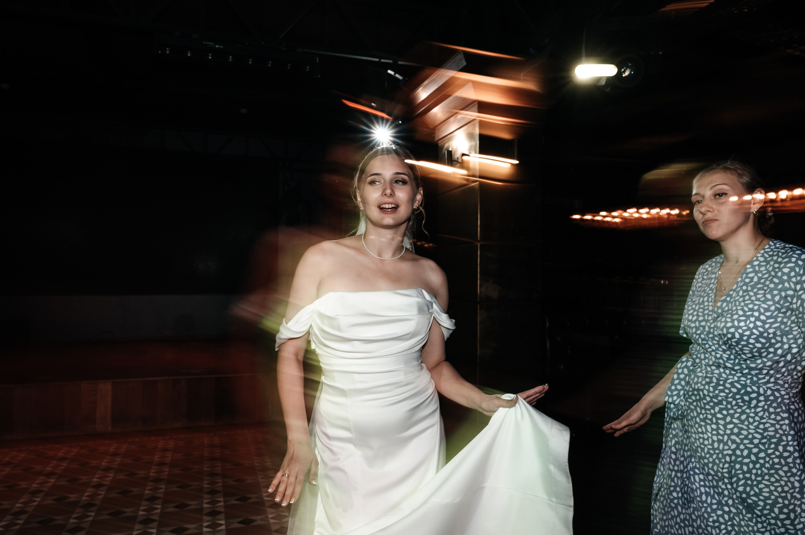 Даниил и Валерия. Черная утка. Полный день. Фотограф Екатерина Бочарникова