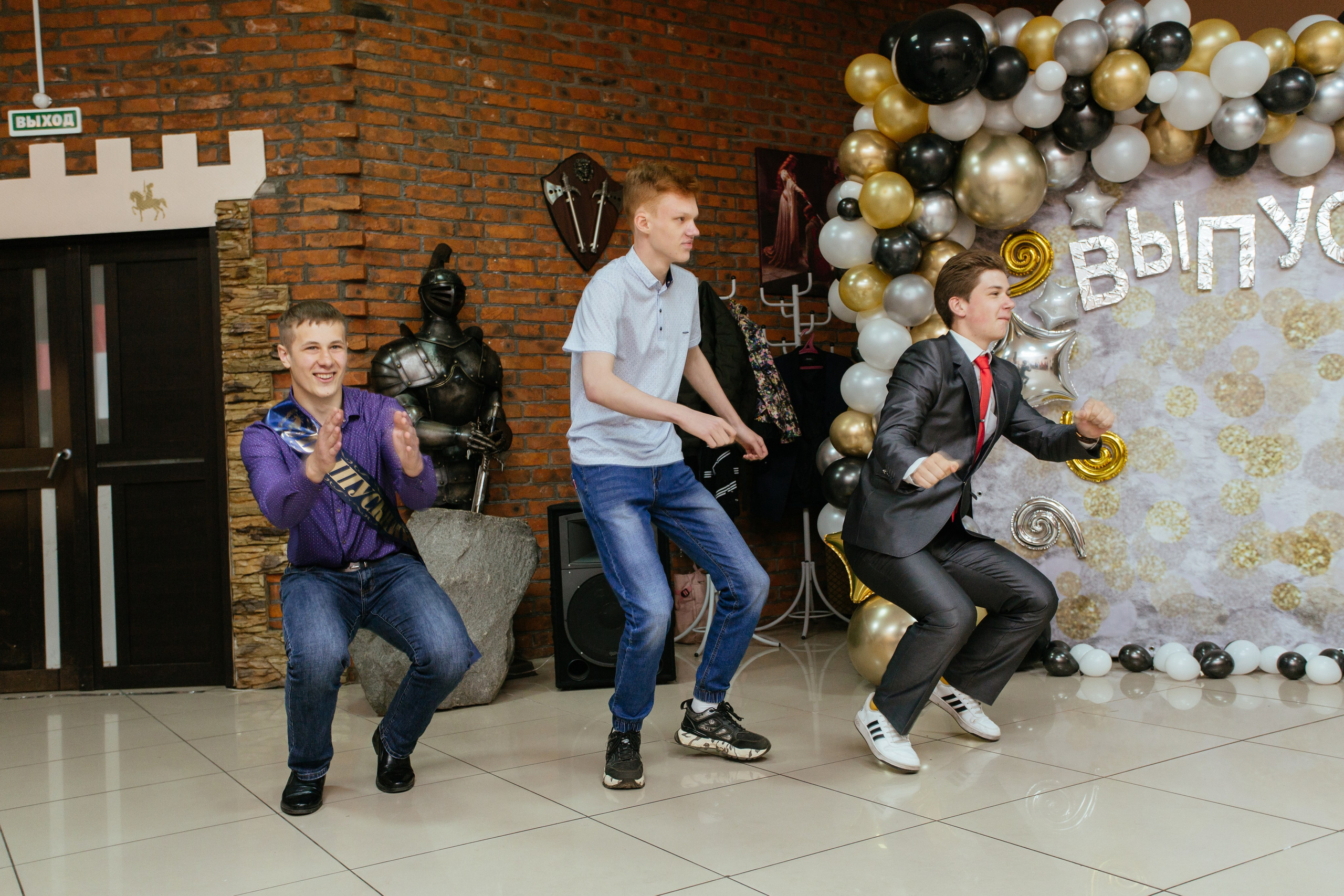 Выпускные старшая школа. Фотограф Южно-Сахалинск