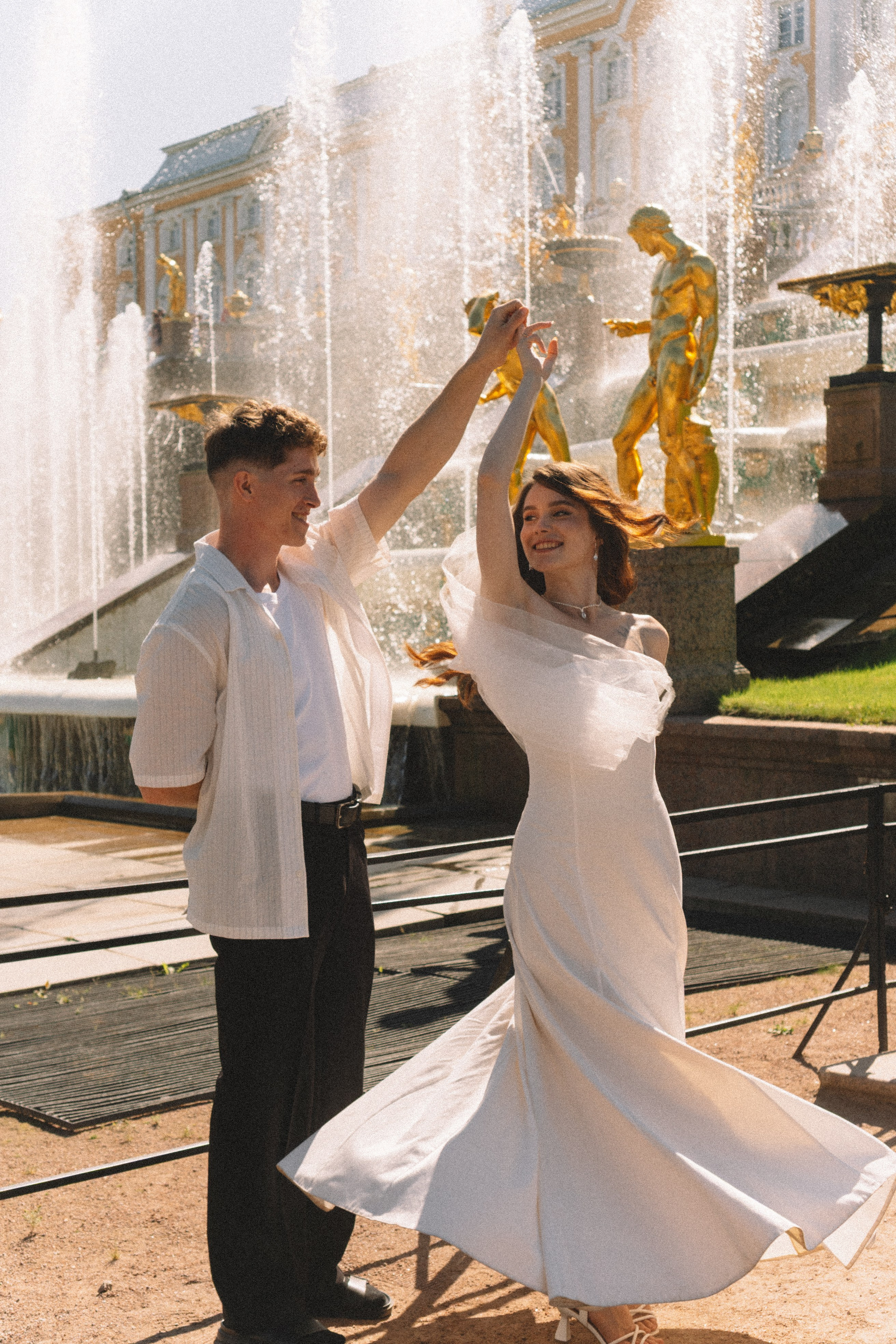 СВАДЕБНАЯ СЬЕМКА В ПЕТЕРГОФЕ И СЬЕМКА РЕПОРТАЖА В ЗАГСЕ ПЕТЕРГОФА. Профессиональный фотограф, Санкт-Петербург — Виктория Богомолова